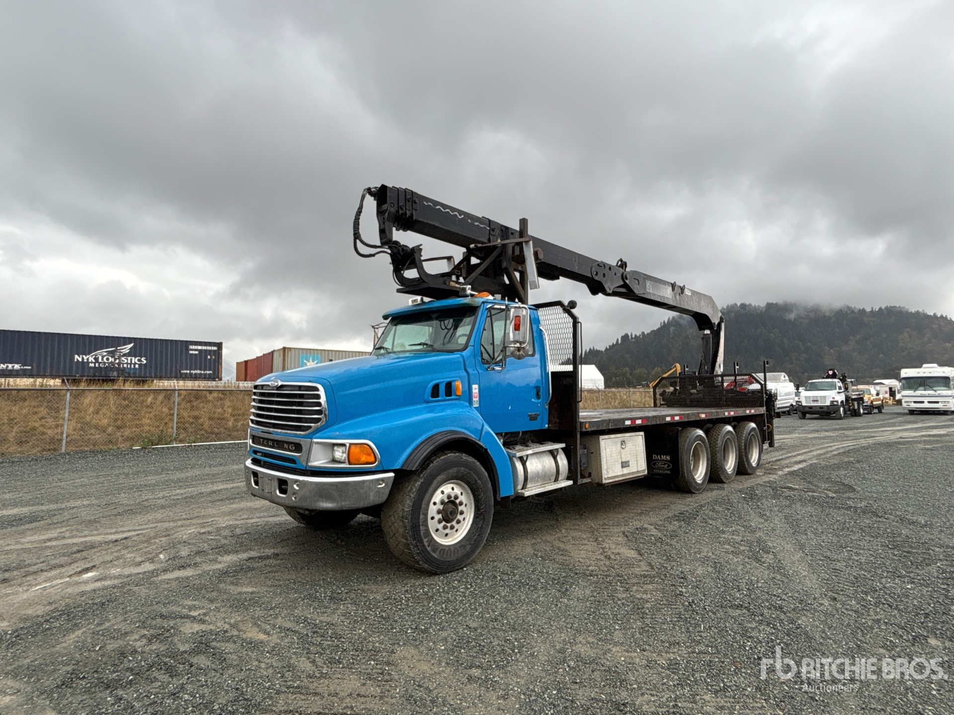2004 Sterling L9500