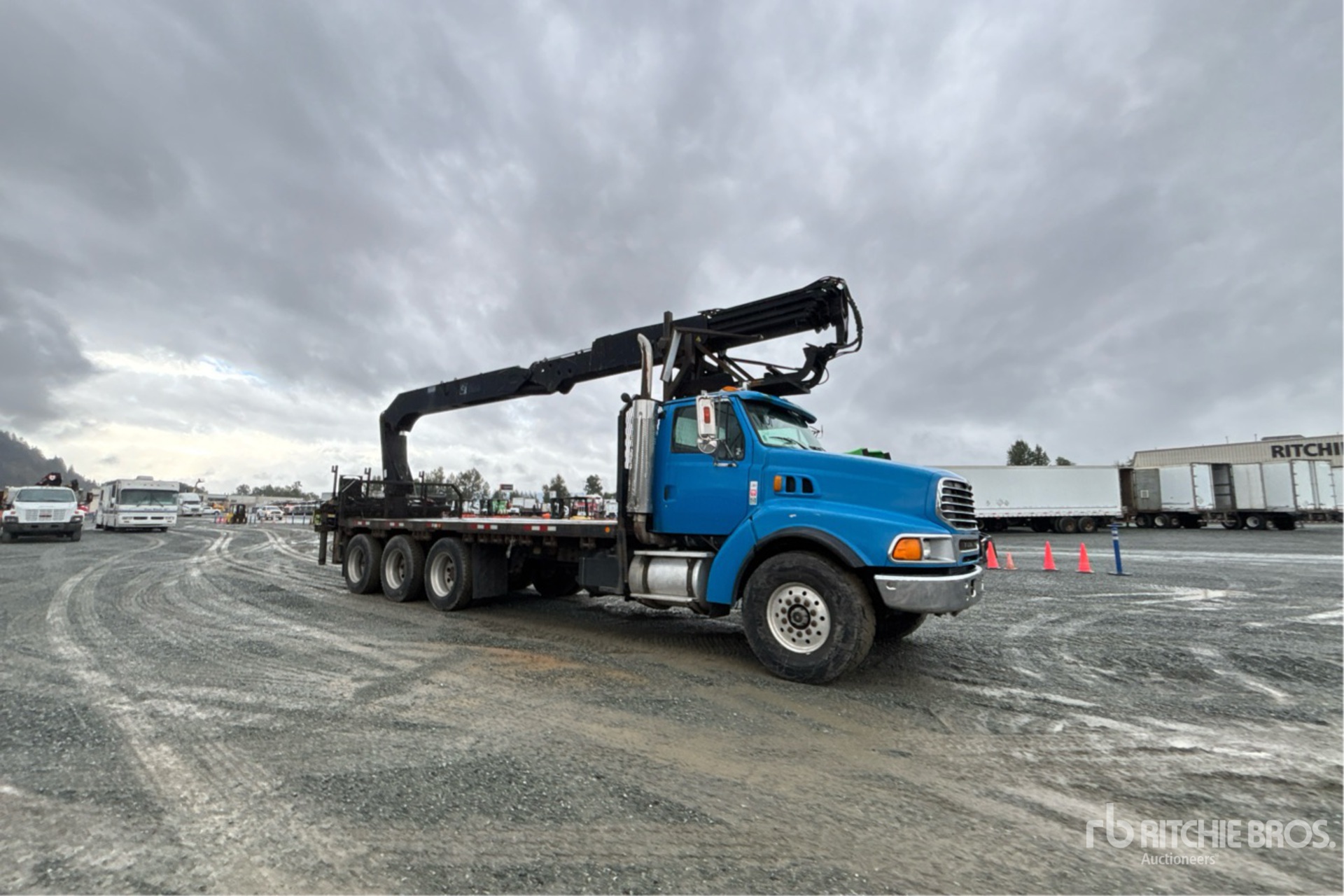 2004 Sterling L9500