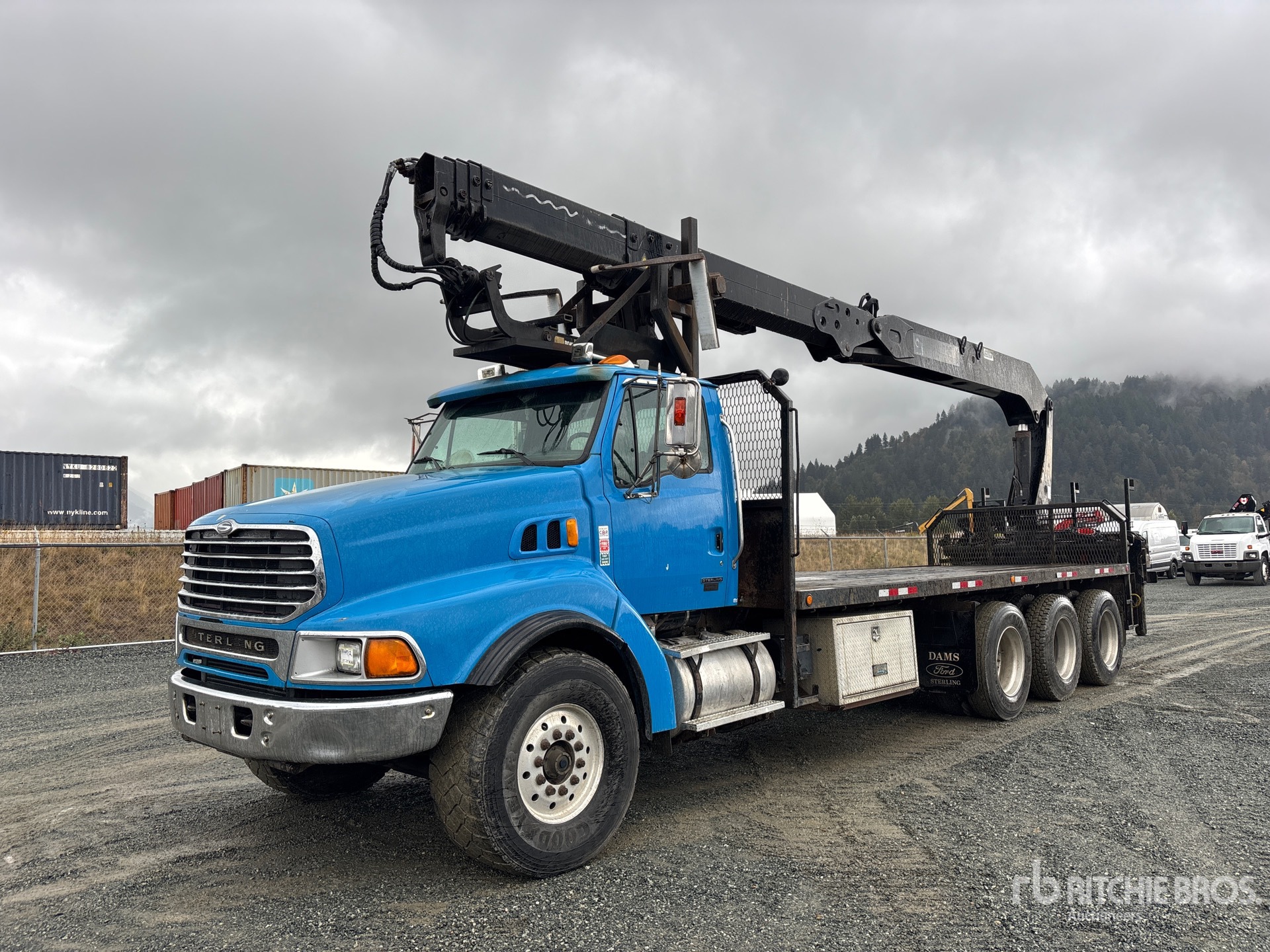 2004 Sterling L9500