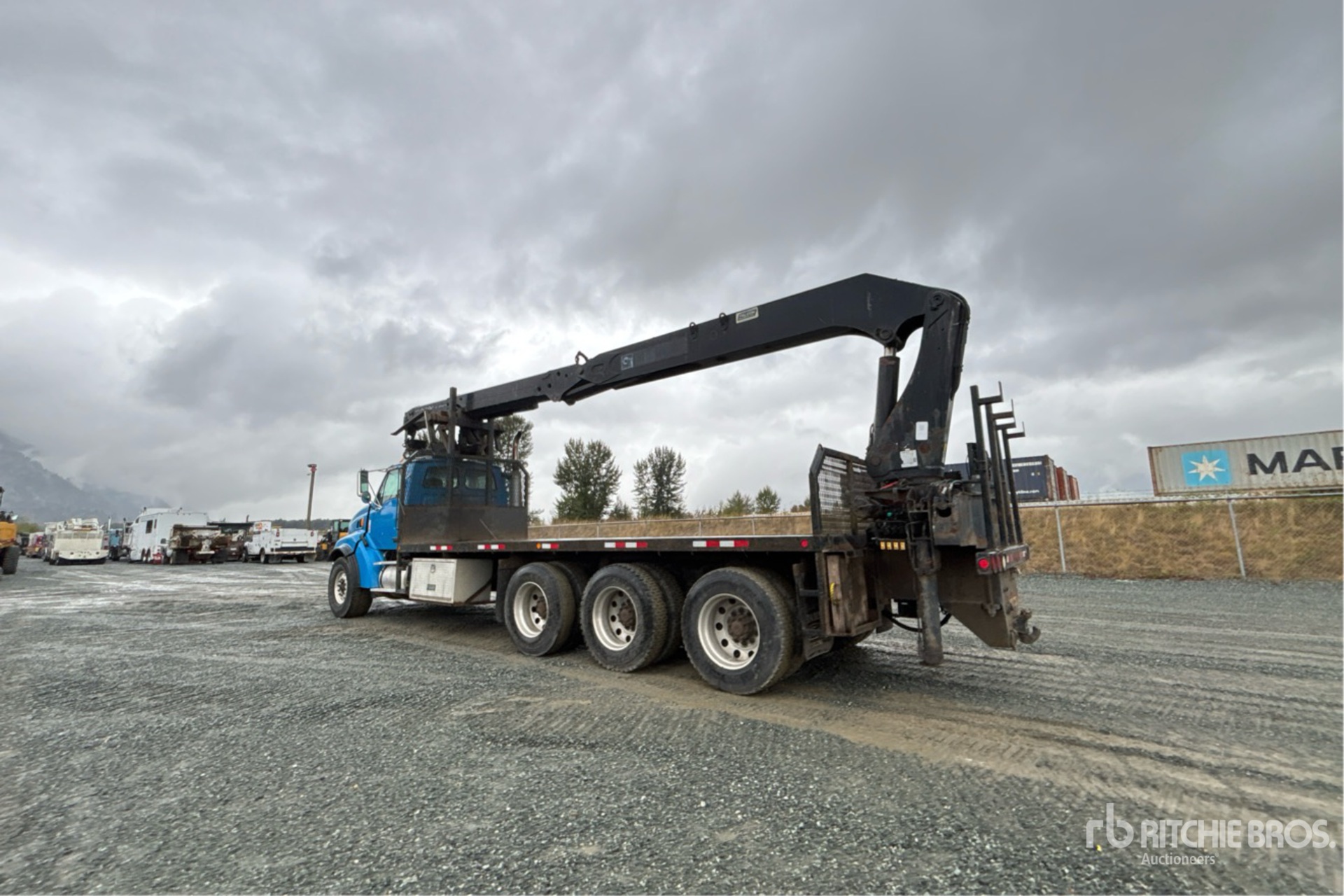 2004 Sterling L9500