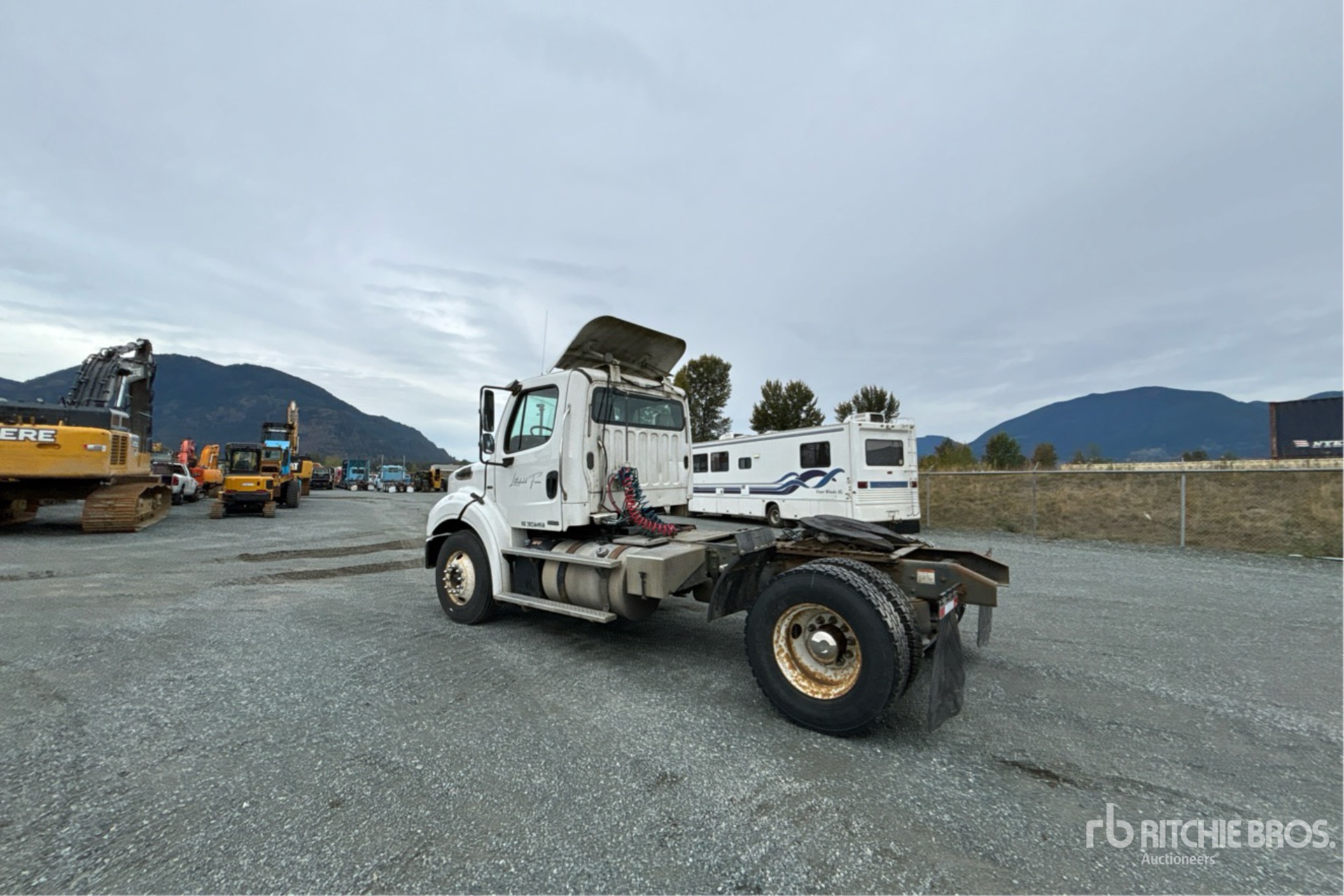 2012 Freightliner M2 112