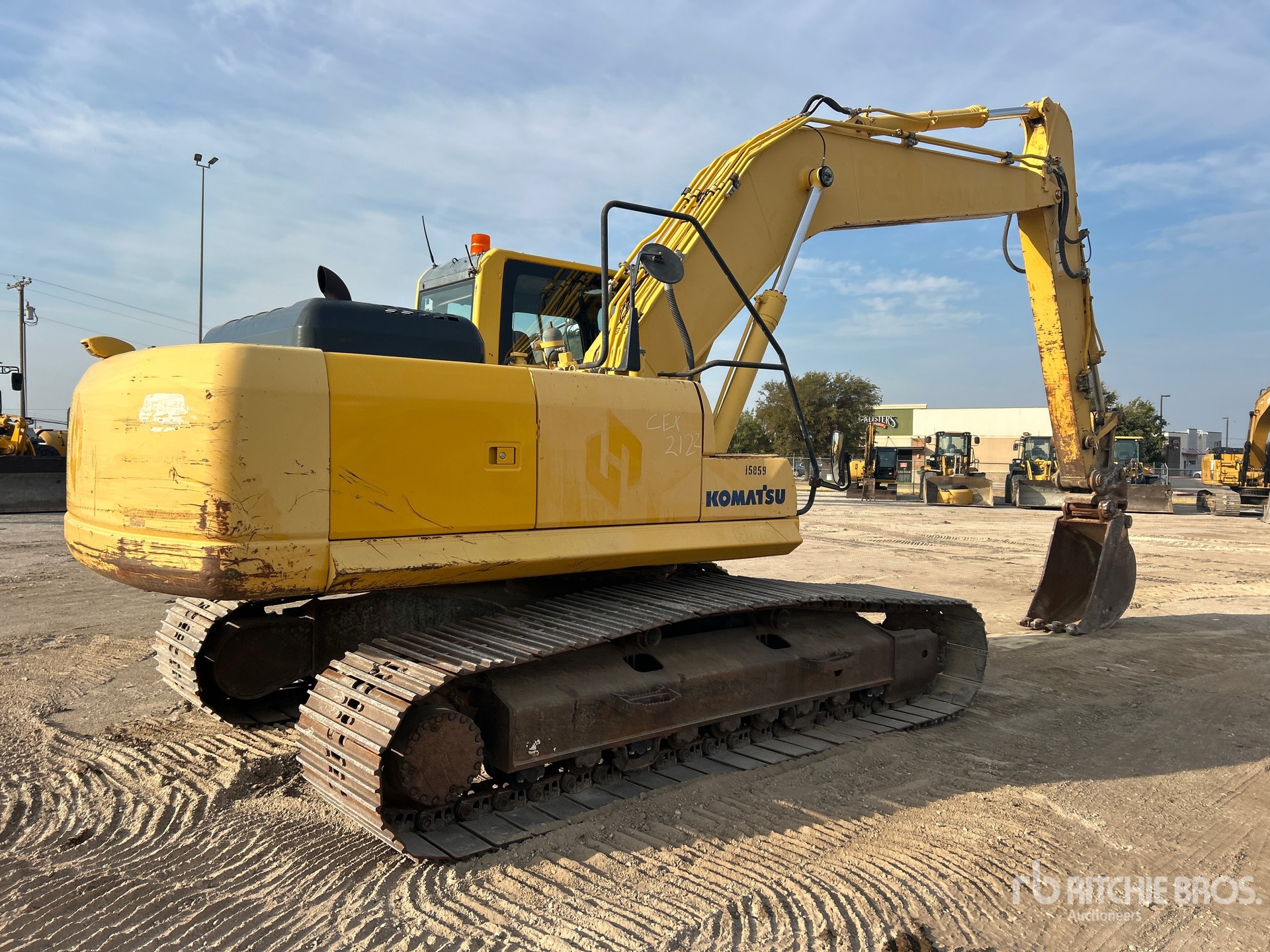 2011 Komatsu PC200LC-8