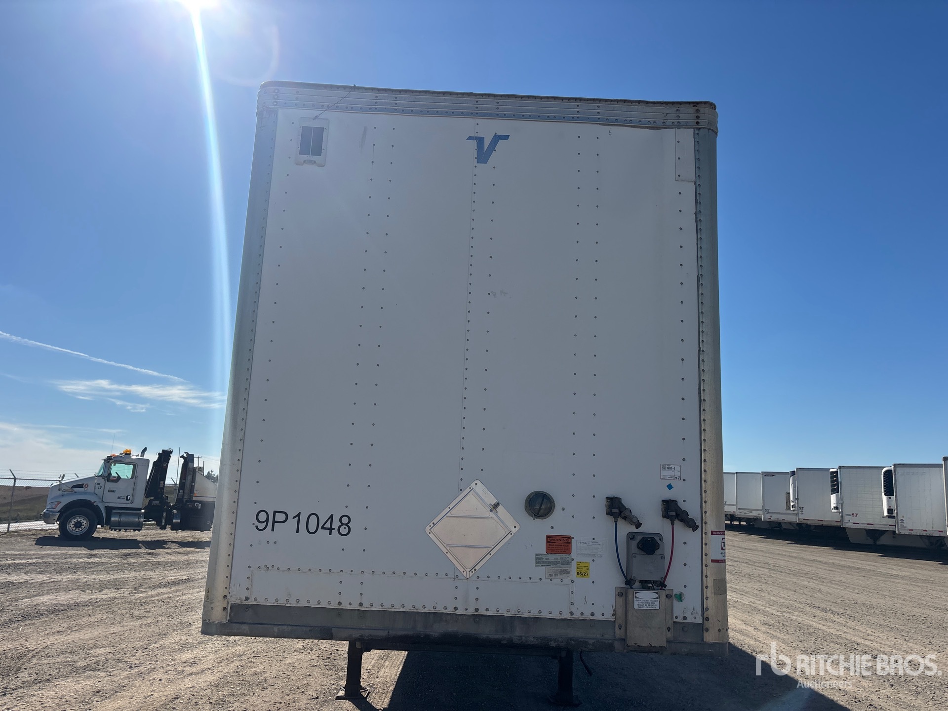2015 Vanguard 53 FT X 102 IN T/A
