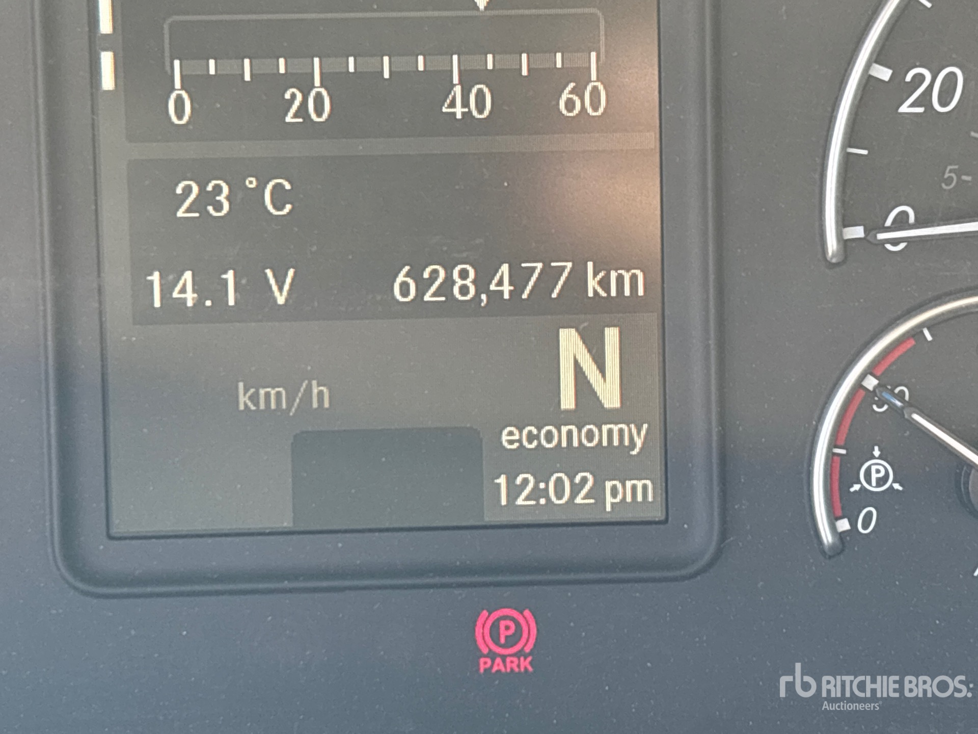 2020 Freightliner CASCADIA 126