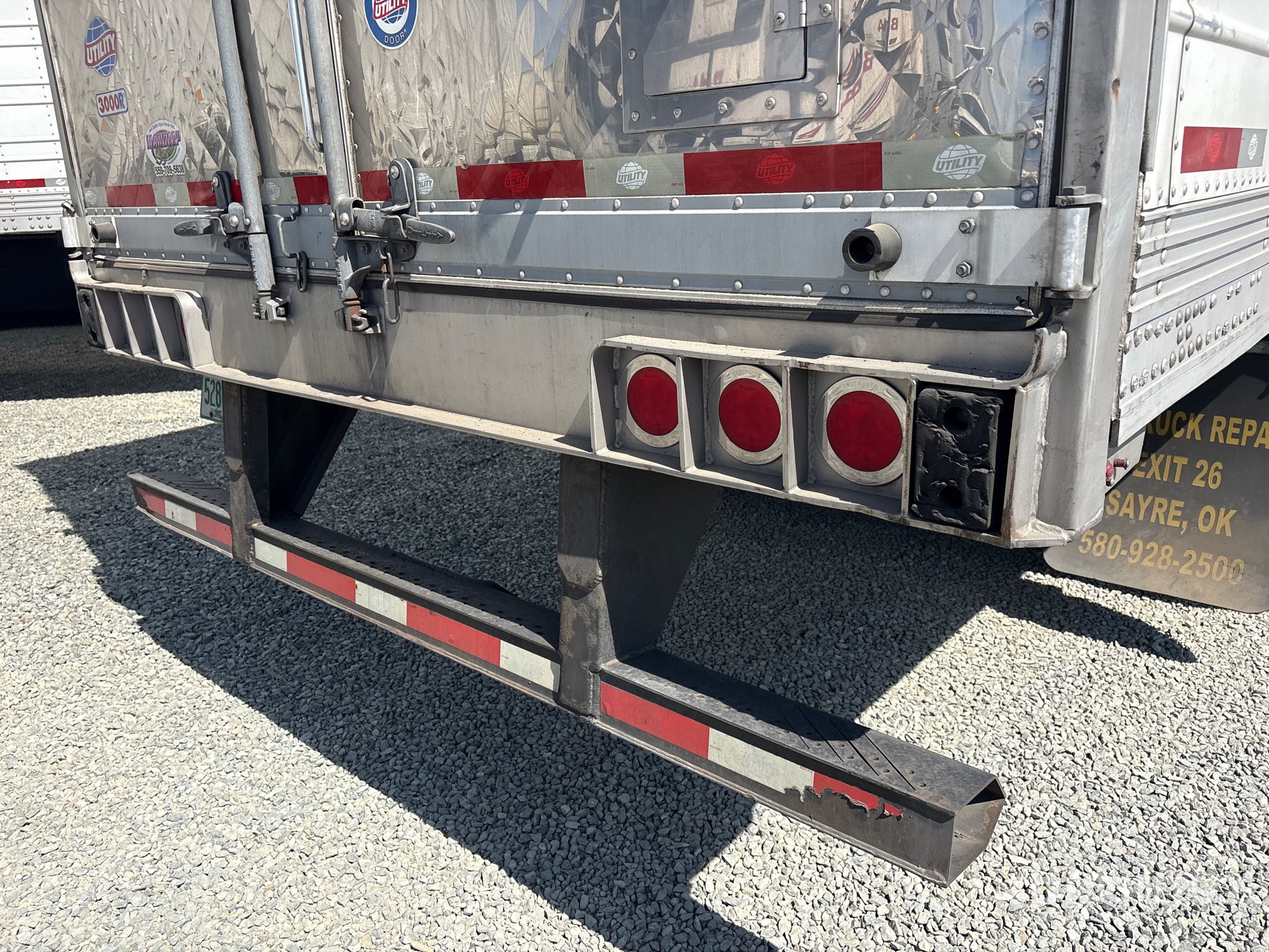 2021 Utility 3000R