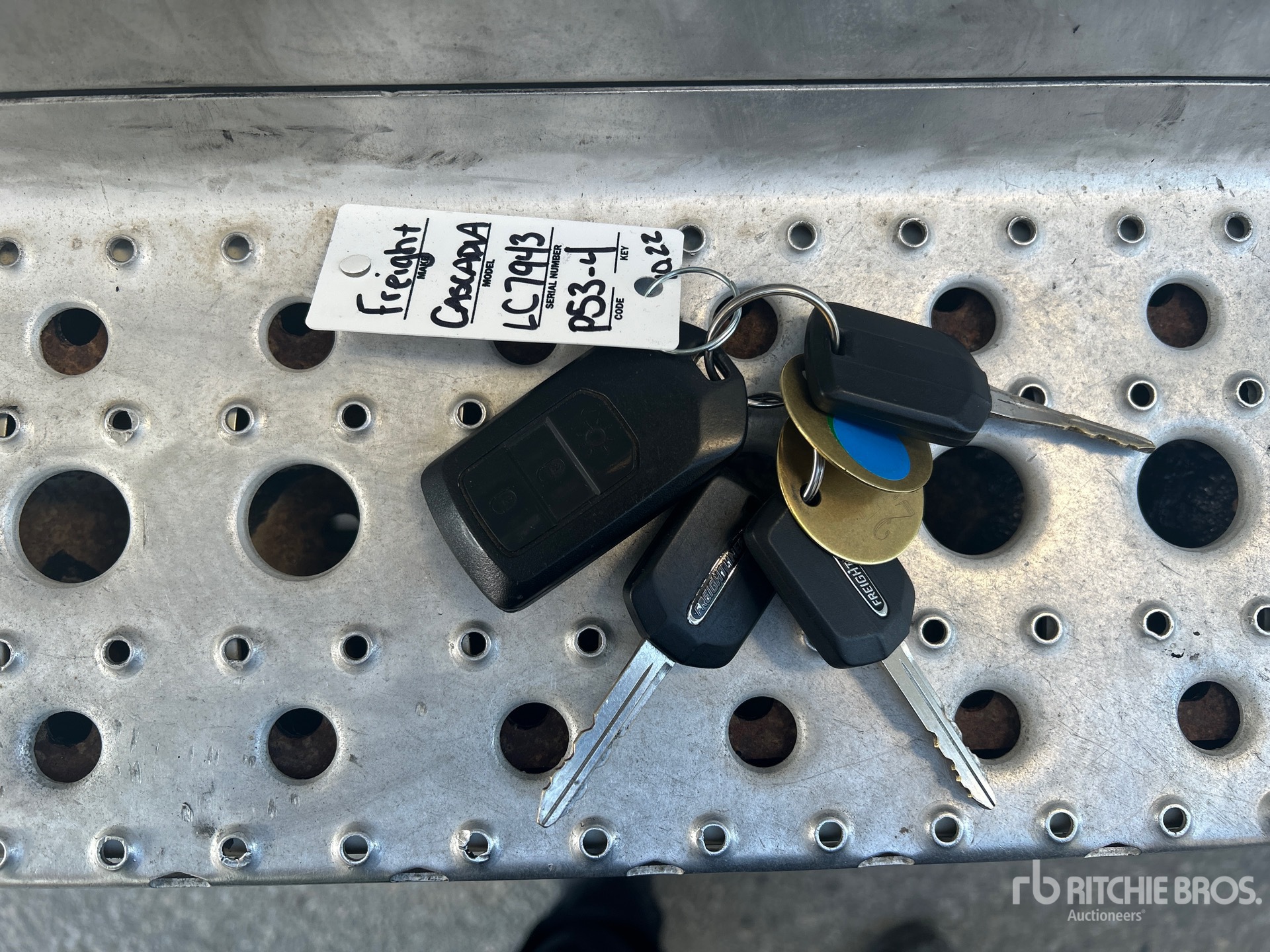2019 Freightliner CASCADIA 126