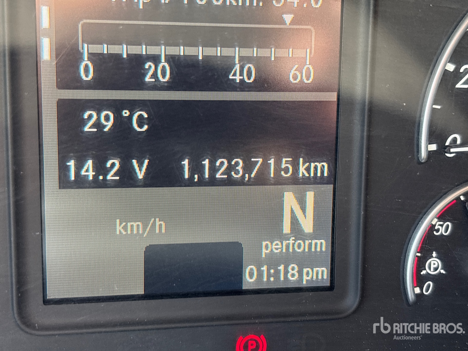 2019 Freightliner CASCADIA 126