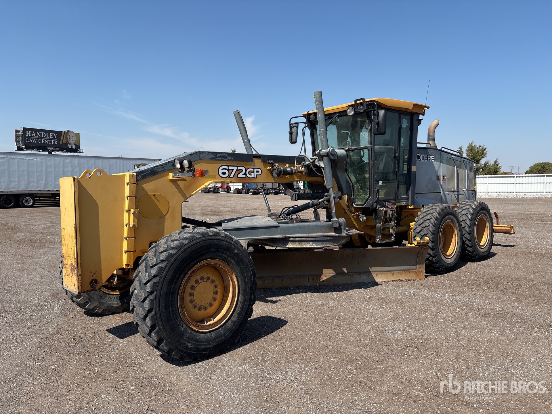 Photo of 2013 John Deere 672G