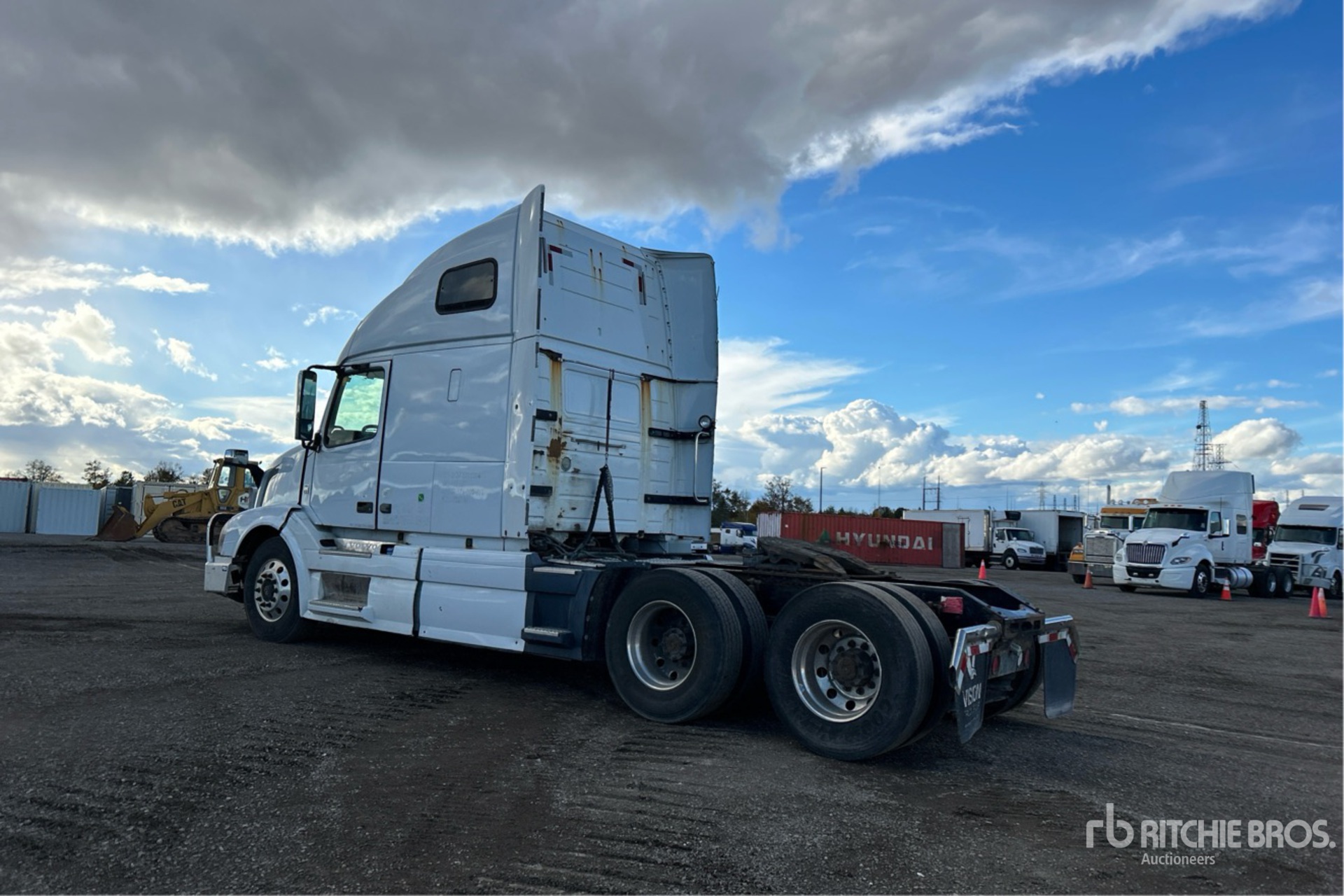 2016 Volvo VNL