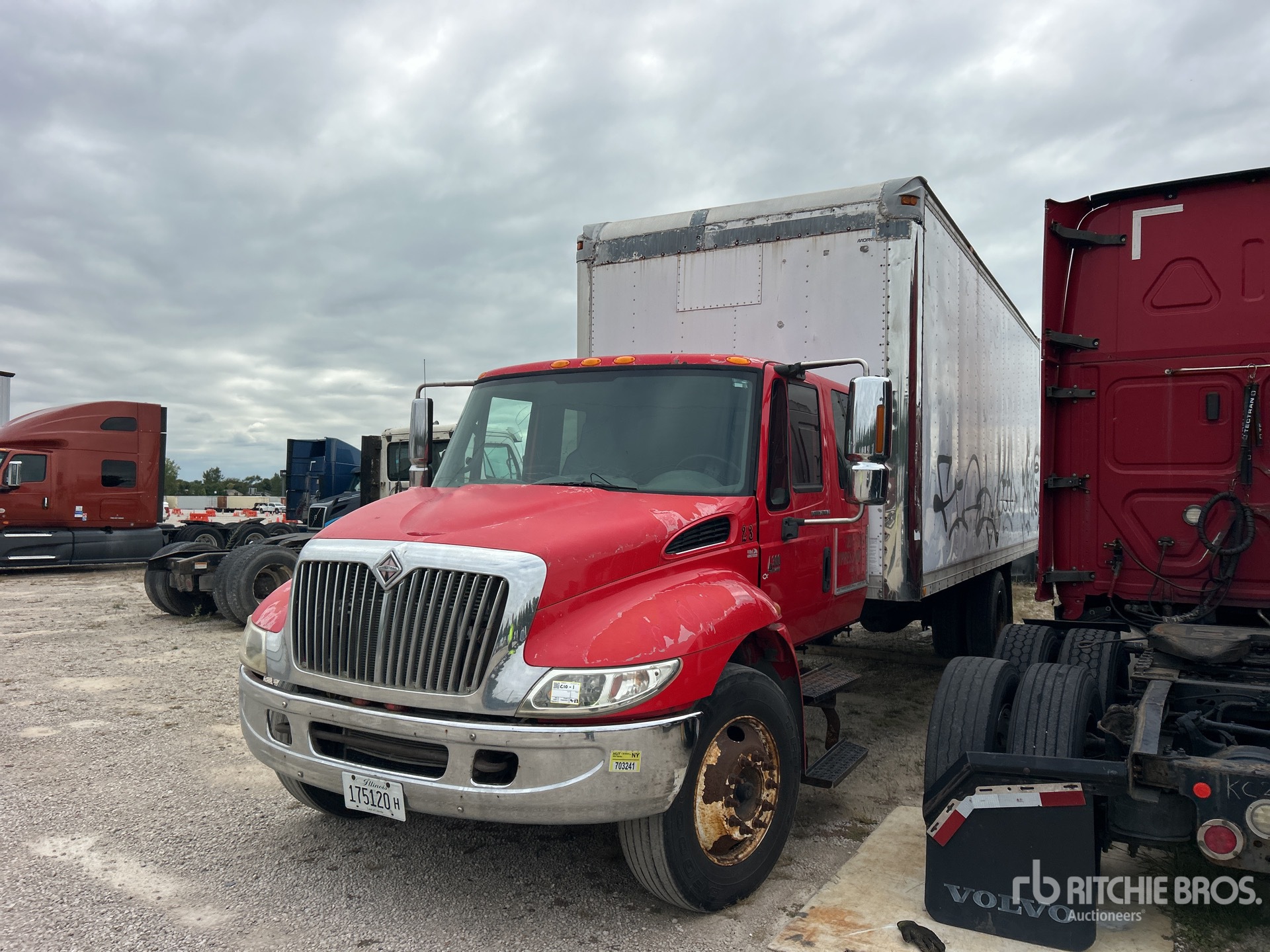 2005 International 4300