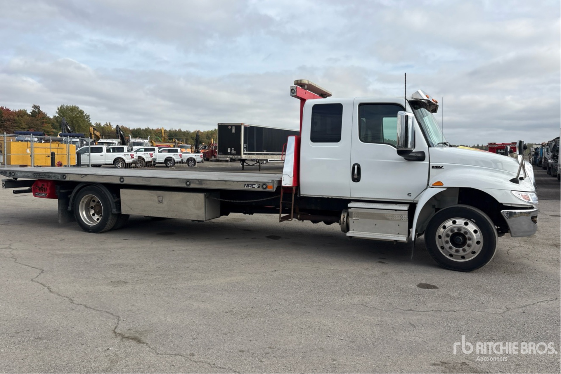 2021 International MV607