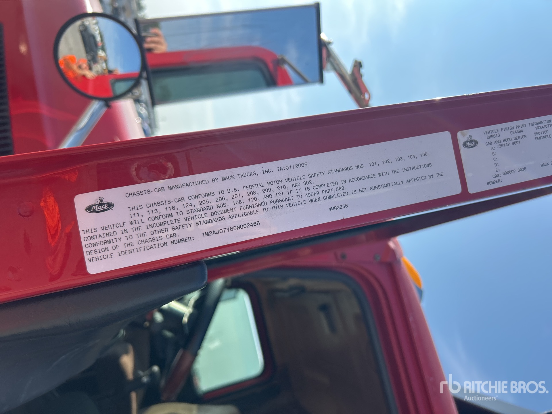 2005 Mack CHN613