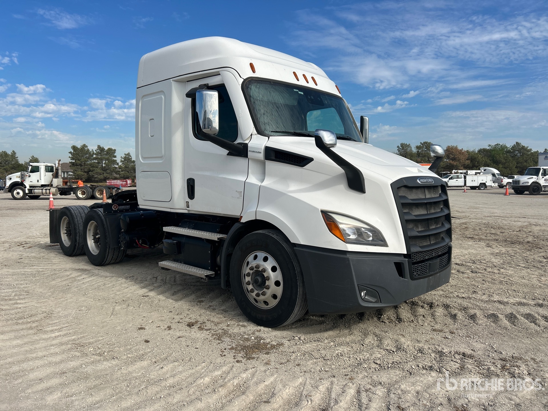 2021 Freightliner CASCADIA 116