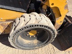Podwozie with Right Front Tire
