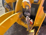 Chassis with Quick Coupler to Arms Pins