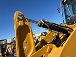 Hydraulics with Bucket Tilt Cylinders
