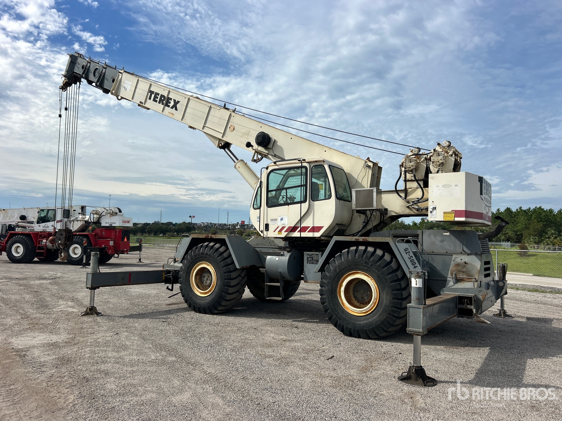 2002 Terex RT 555