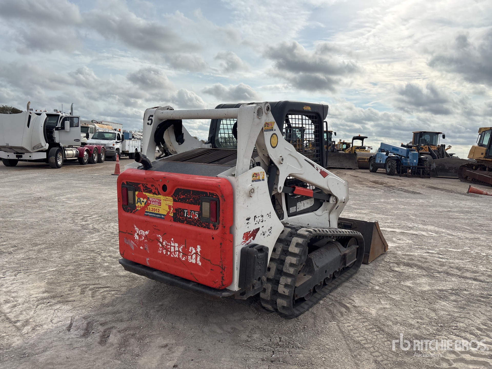 2020 Bobcat T595