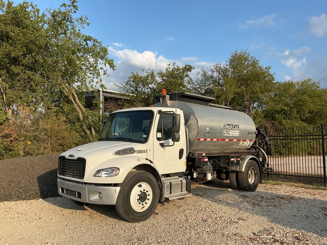 Bearcat 2000 gal on 2019 Freightliner M2 106 4x2 Asphalt Distributor Truck