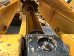 Hydraulics with Outrigger Cylinders