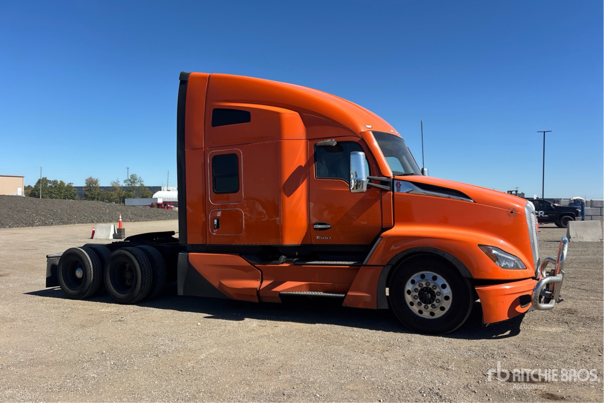 2023 Kenworth T680