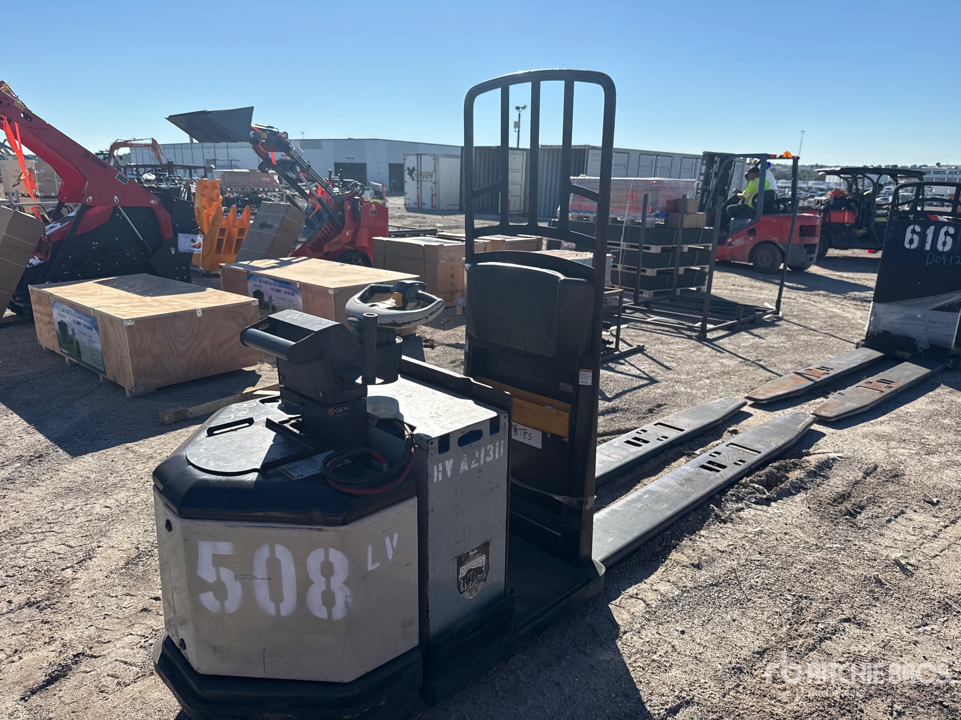 2016 Crown PC4500-80