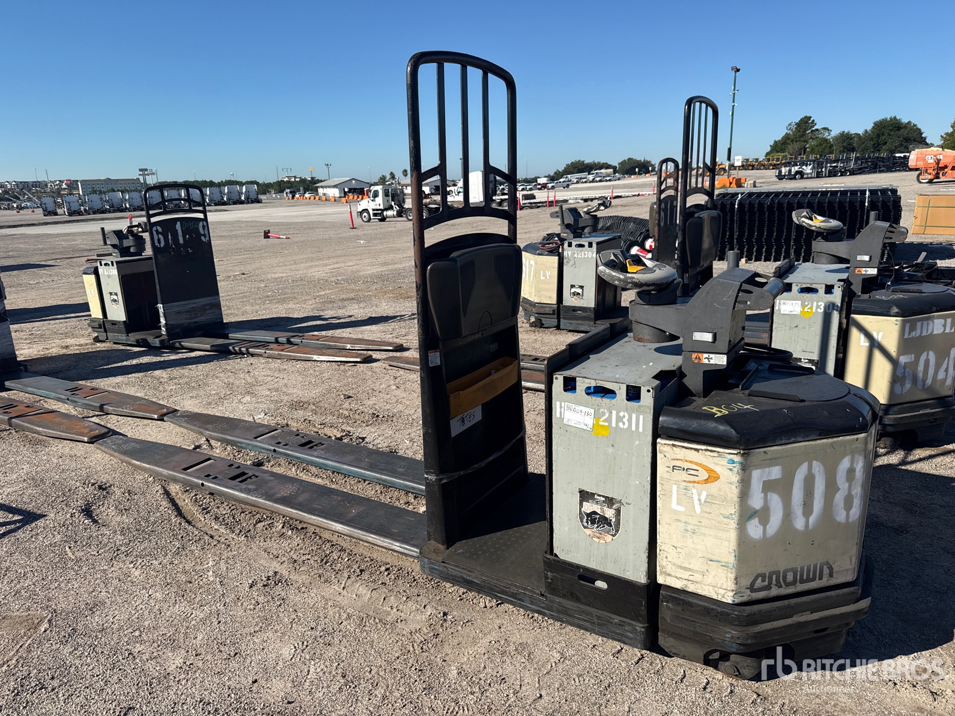 2016 Crown PC4500-80