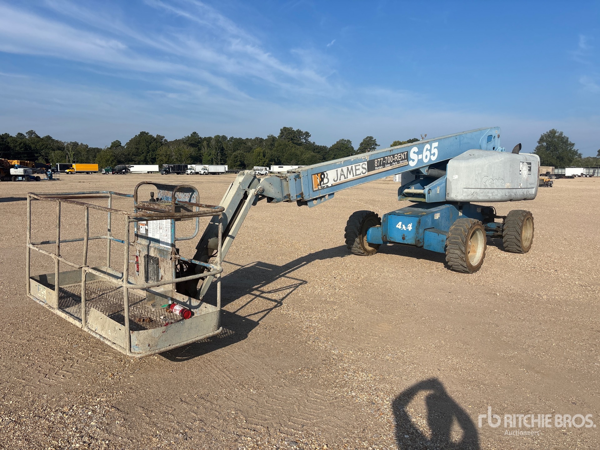 Photo of 2012 Genie S-65