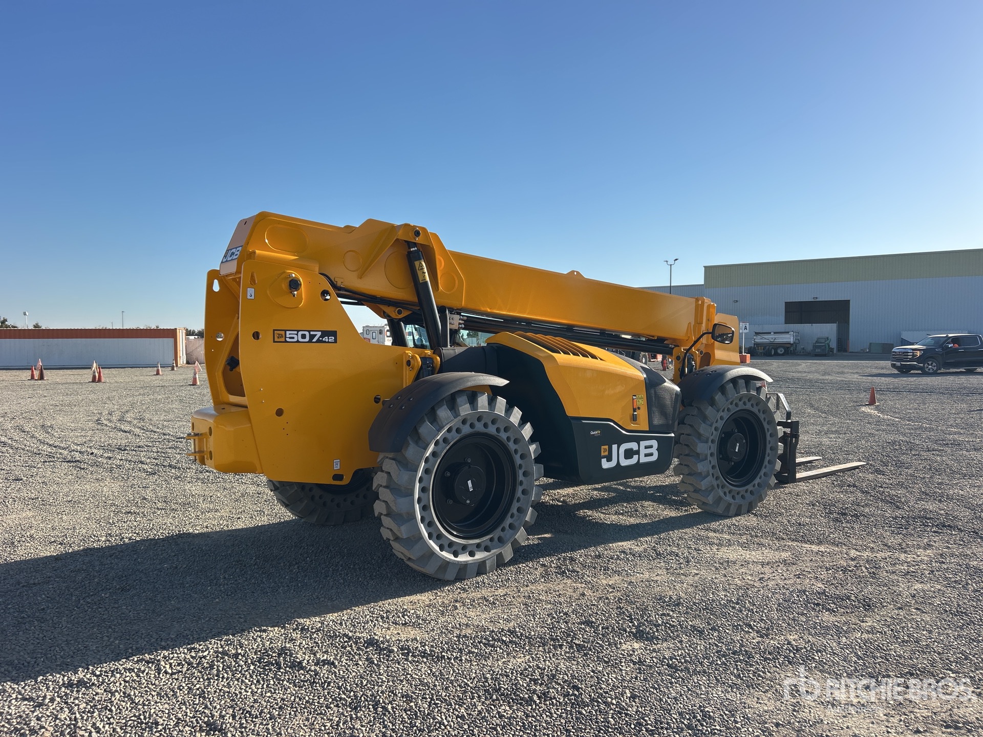 2026 JCB 507-42