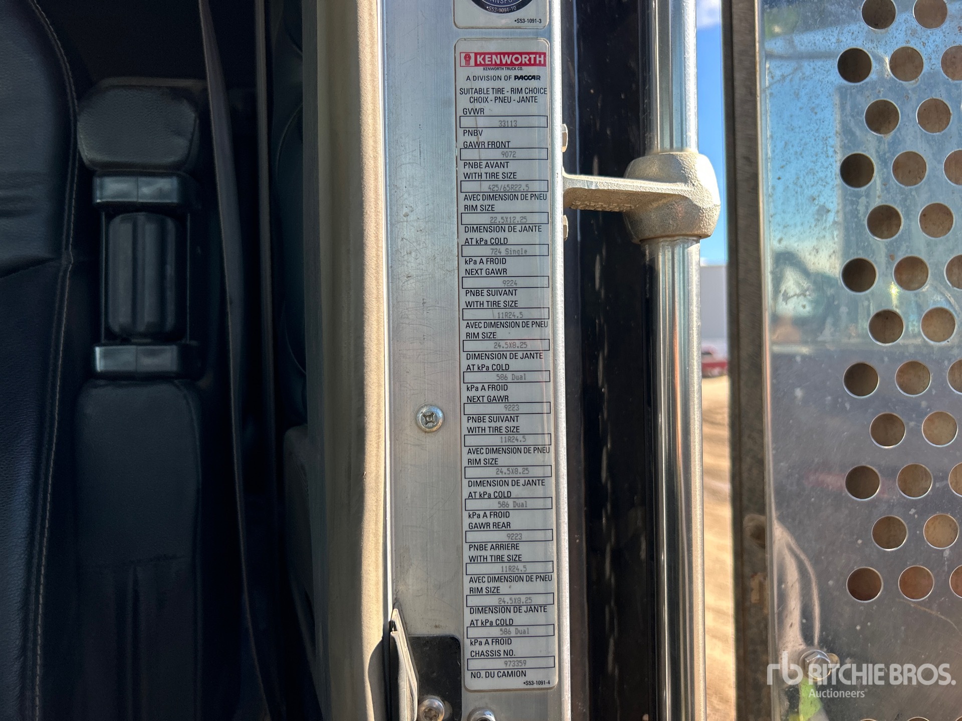 2021 Kenworth W900