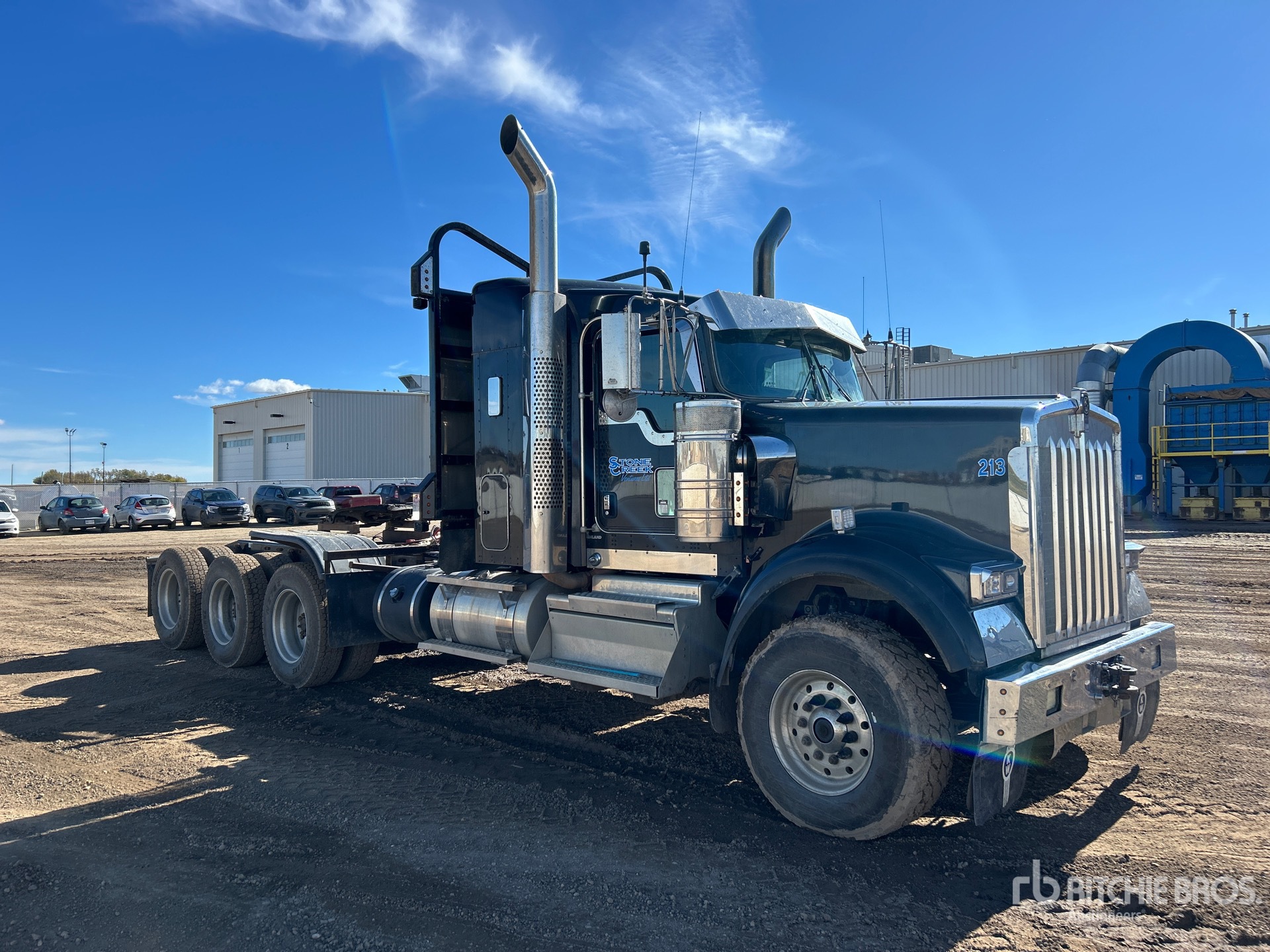 2021 Kenworth W900