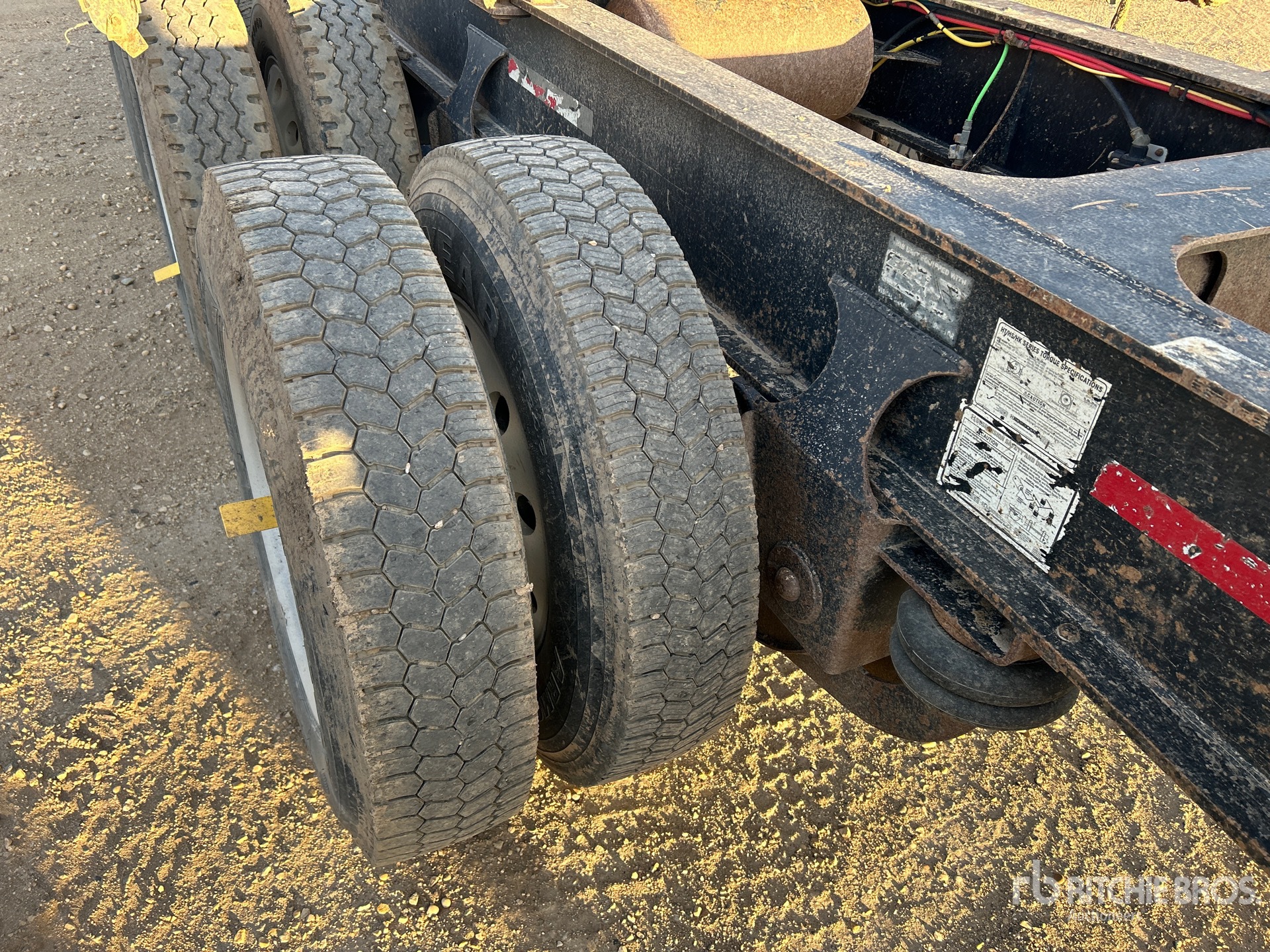 2019 Freflyt Tri/A Hayrack