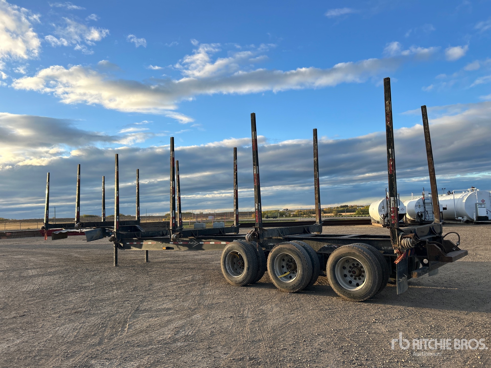 2019 Freflyt Tri/A Hayrack