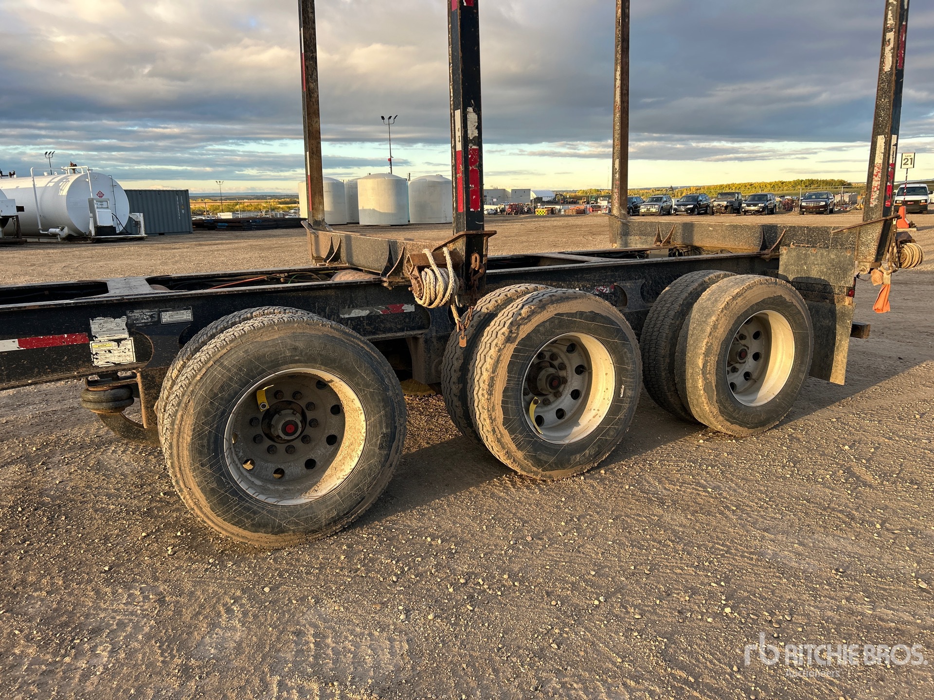 2019 Freflyt Tri/A Hayrack
