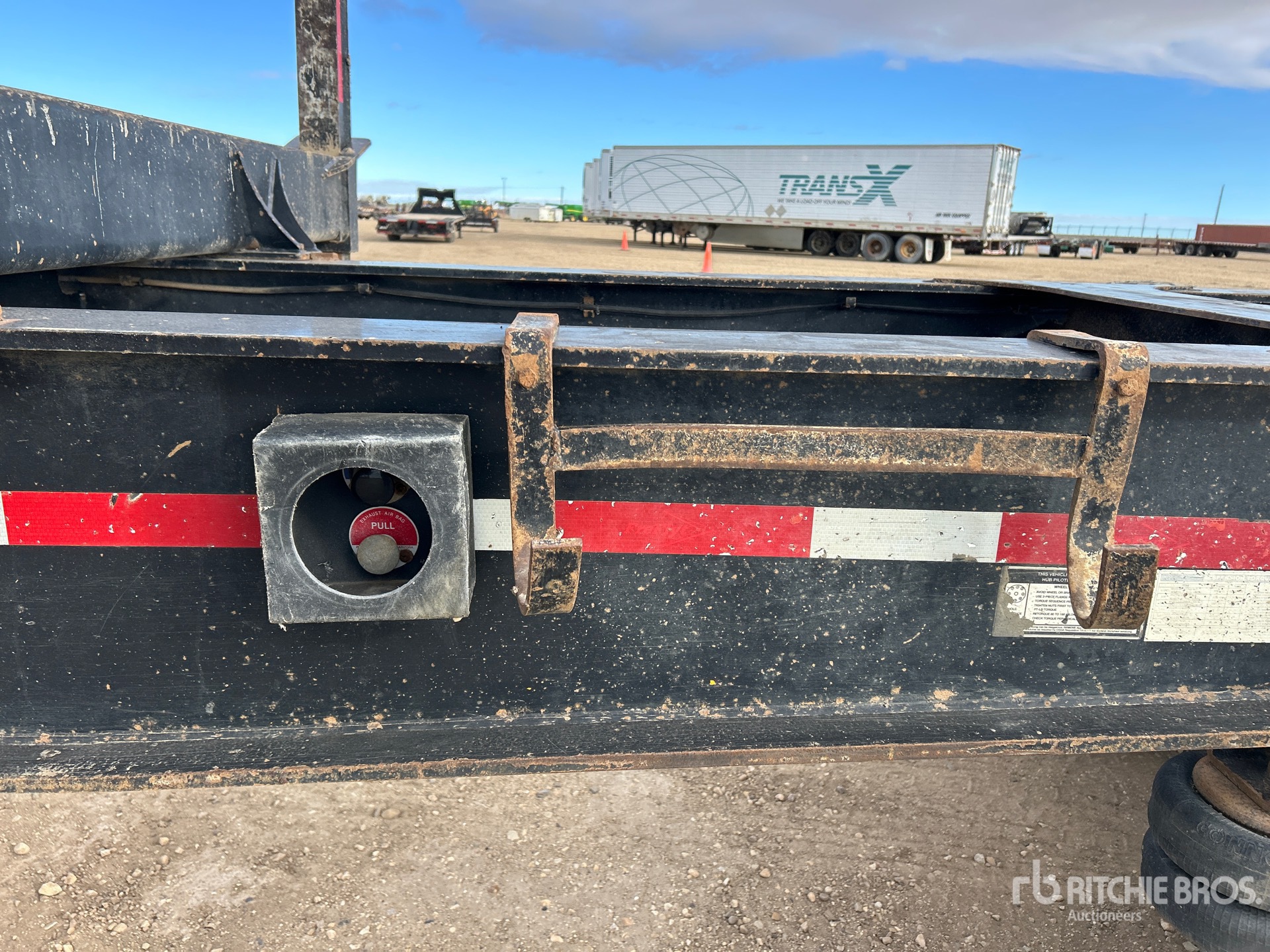 2020 Freflyt 53 ft Tri/A Hayrack