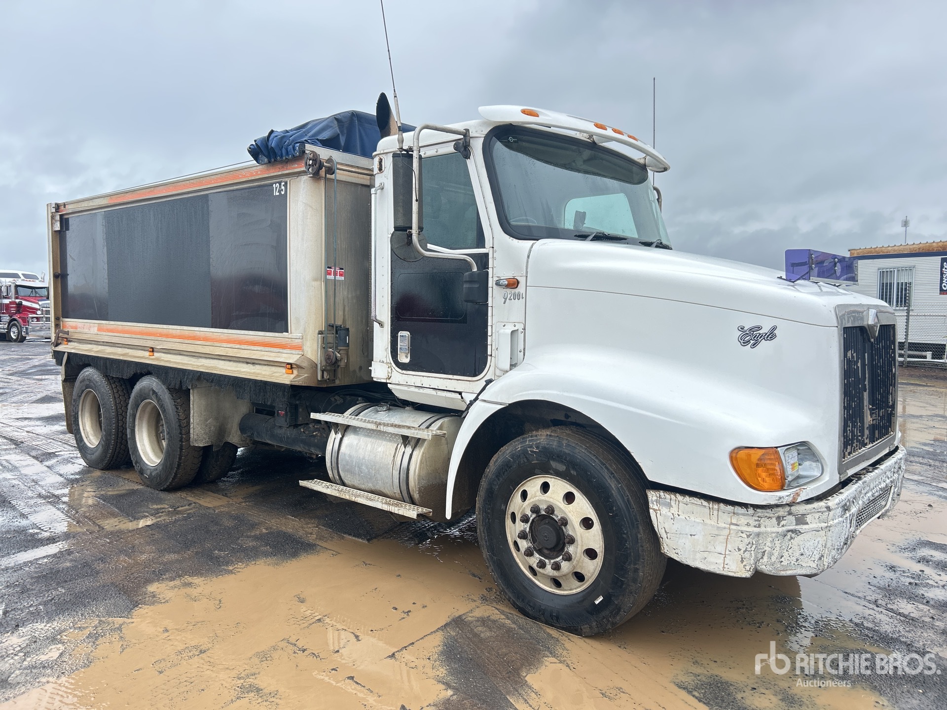2005 International EAGLE 9200L
