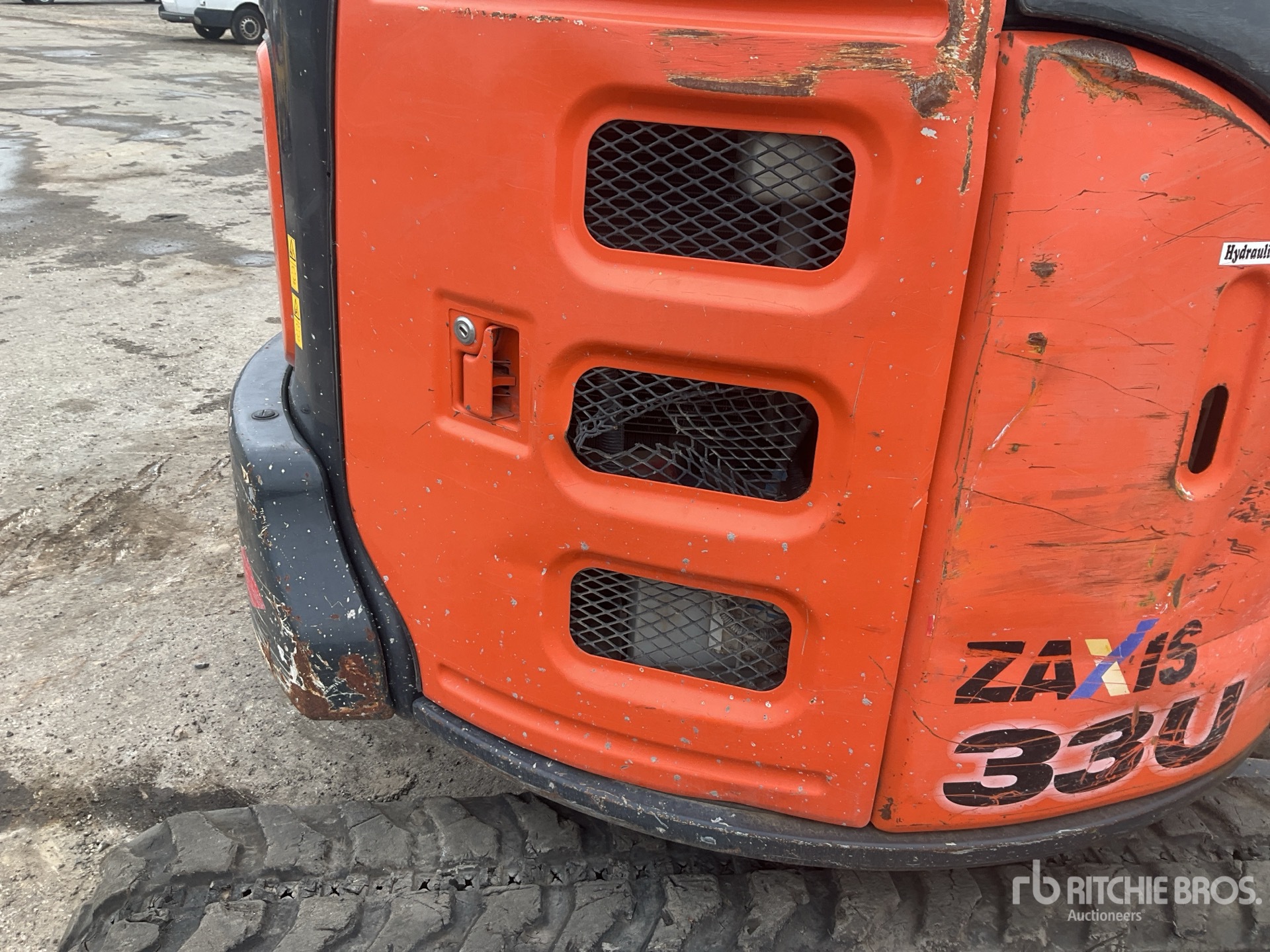 2017 Hitachi ZX33U-5A CLR