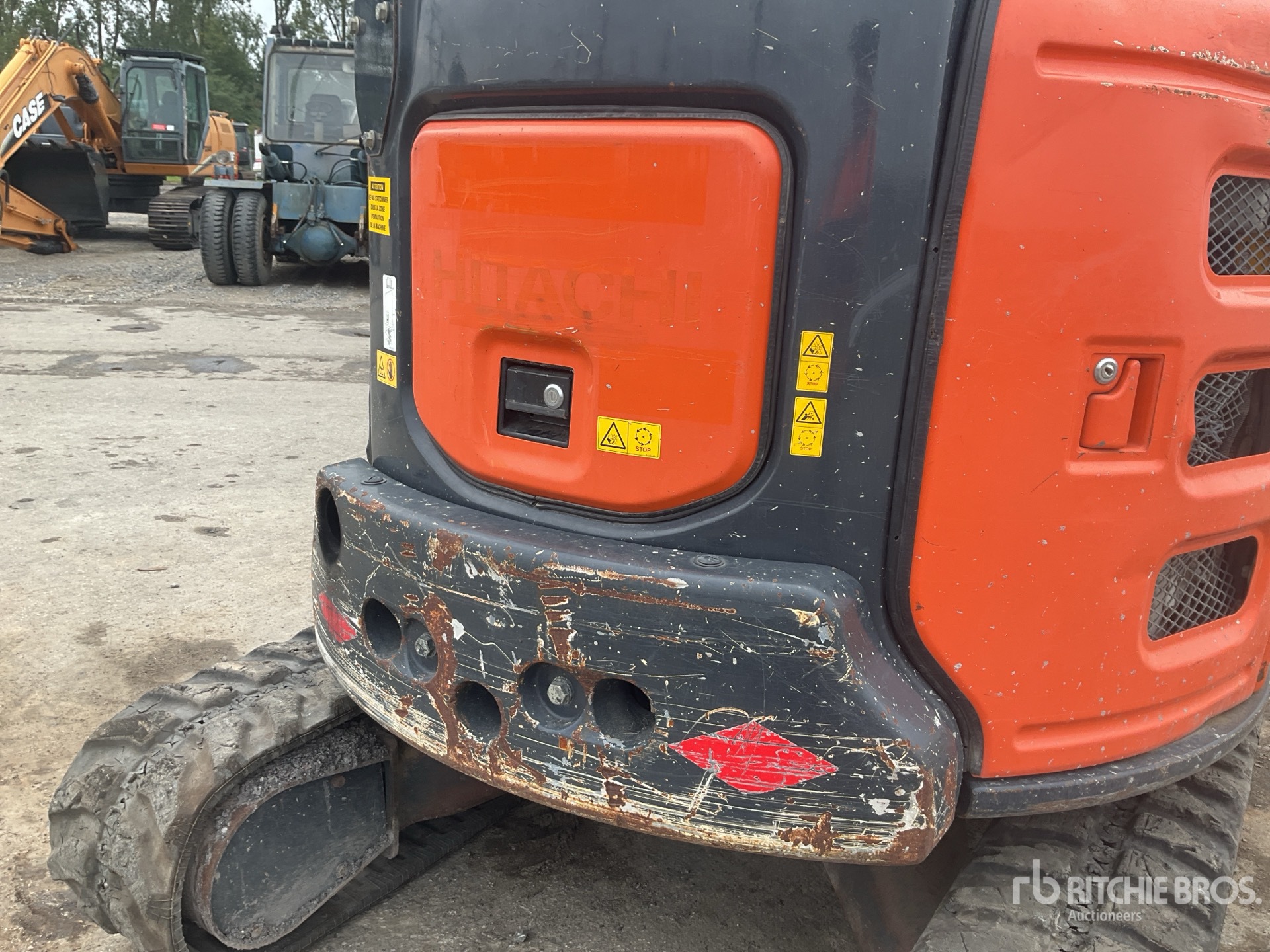 2017 Hitachi ZX33U-5A CLR