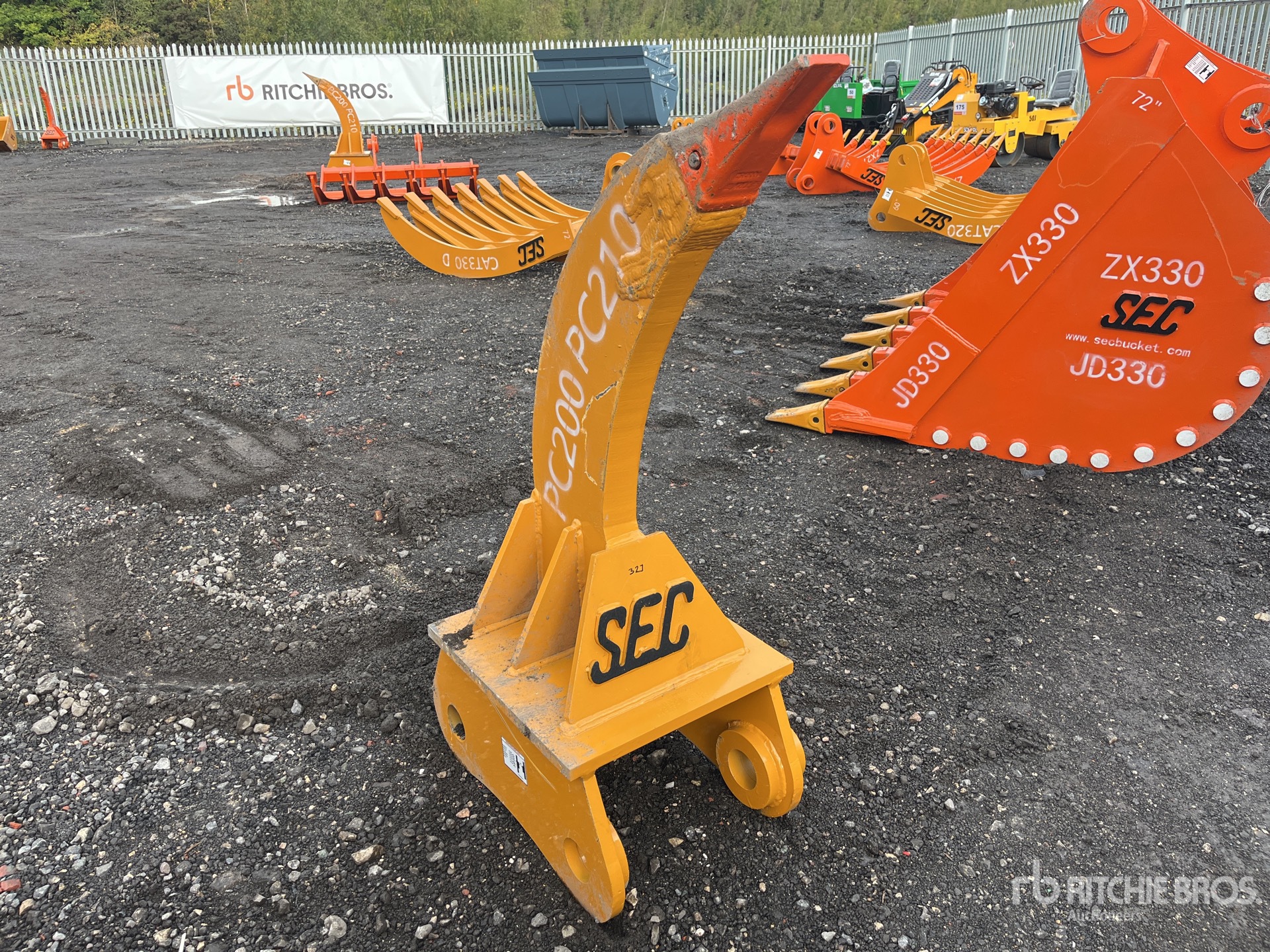 2026 SEC - FITS KOMATSU PC200 (UNUSED)