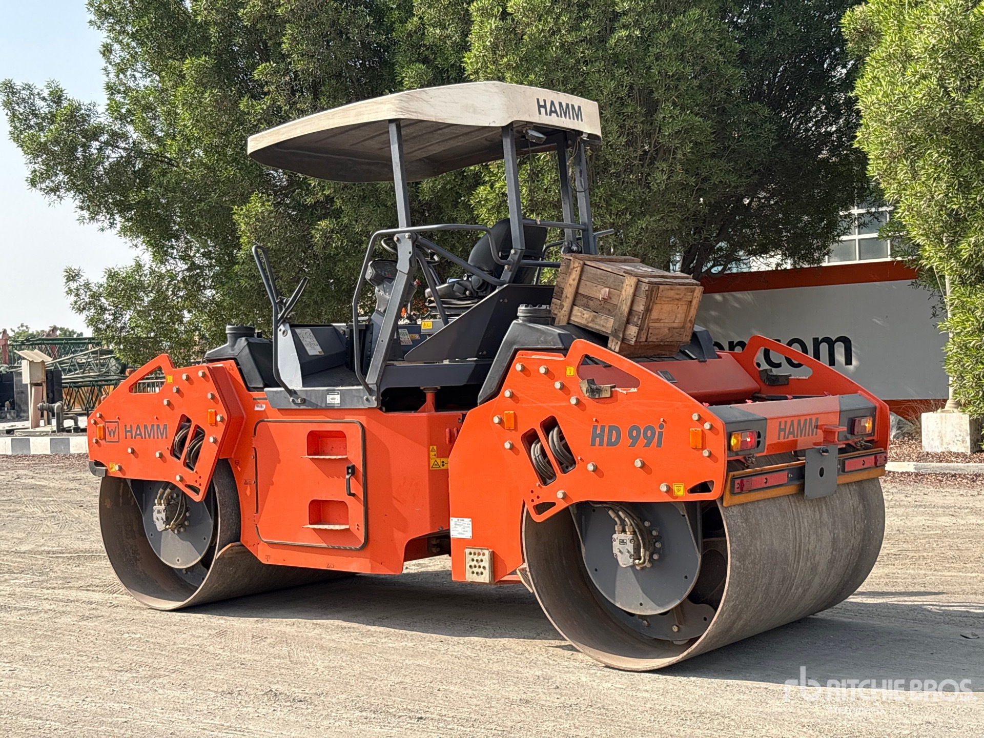 2024 Hamm HD99I