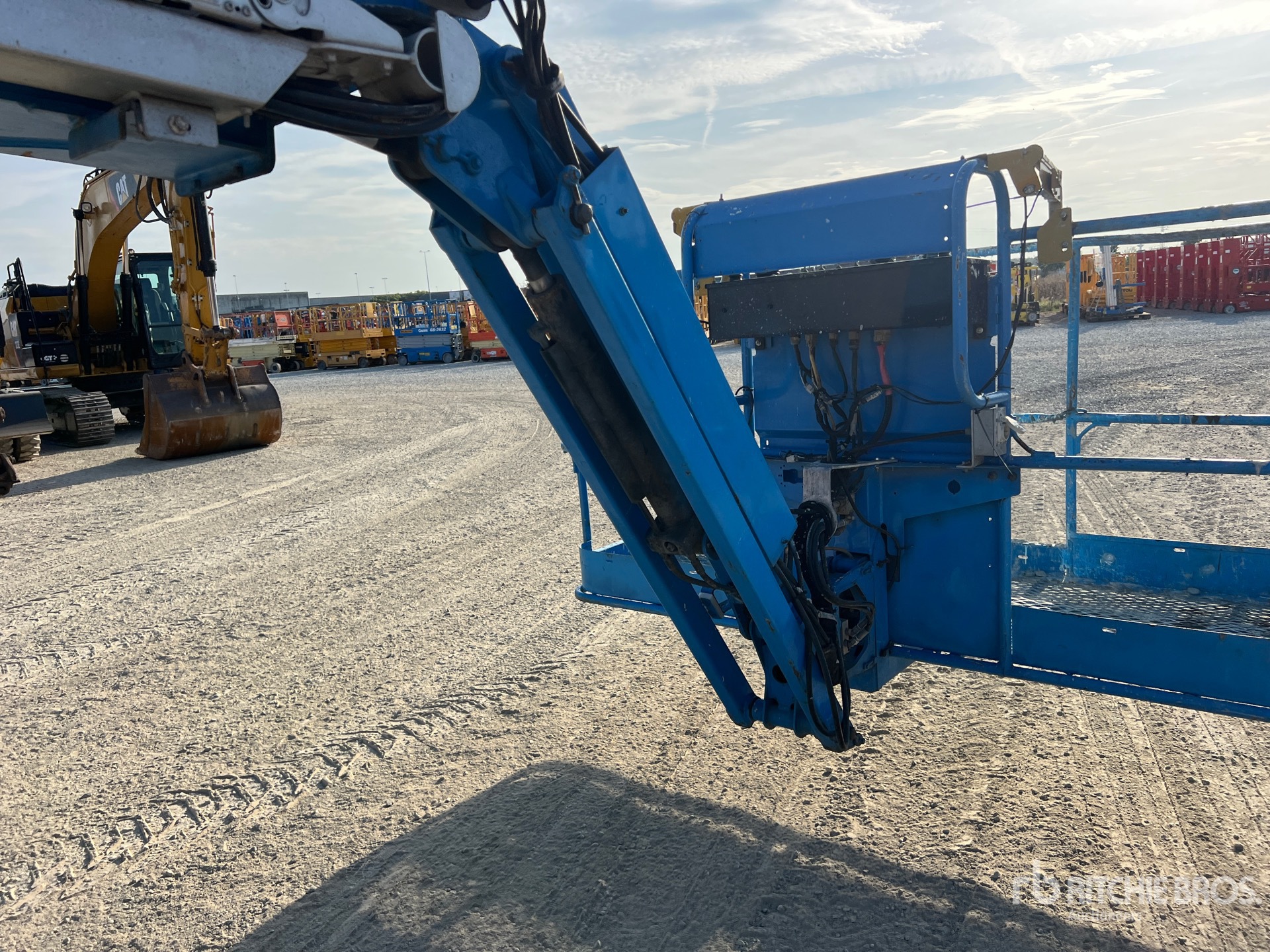 2019 Genie Z-60/37