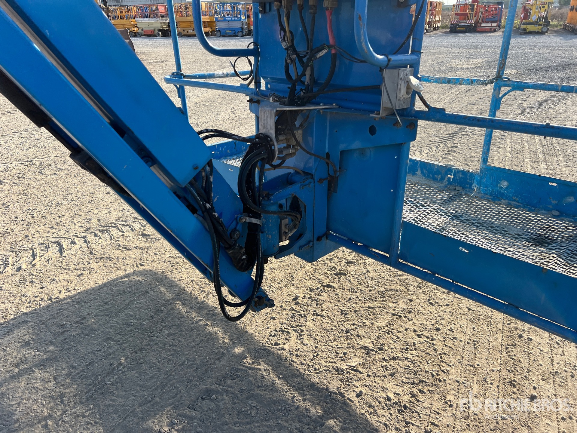 2019 Genie Z-60/37
