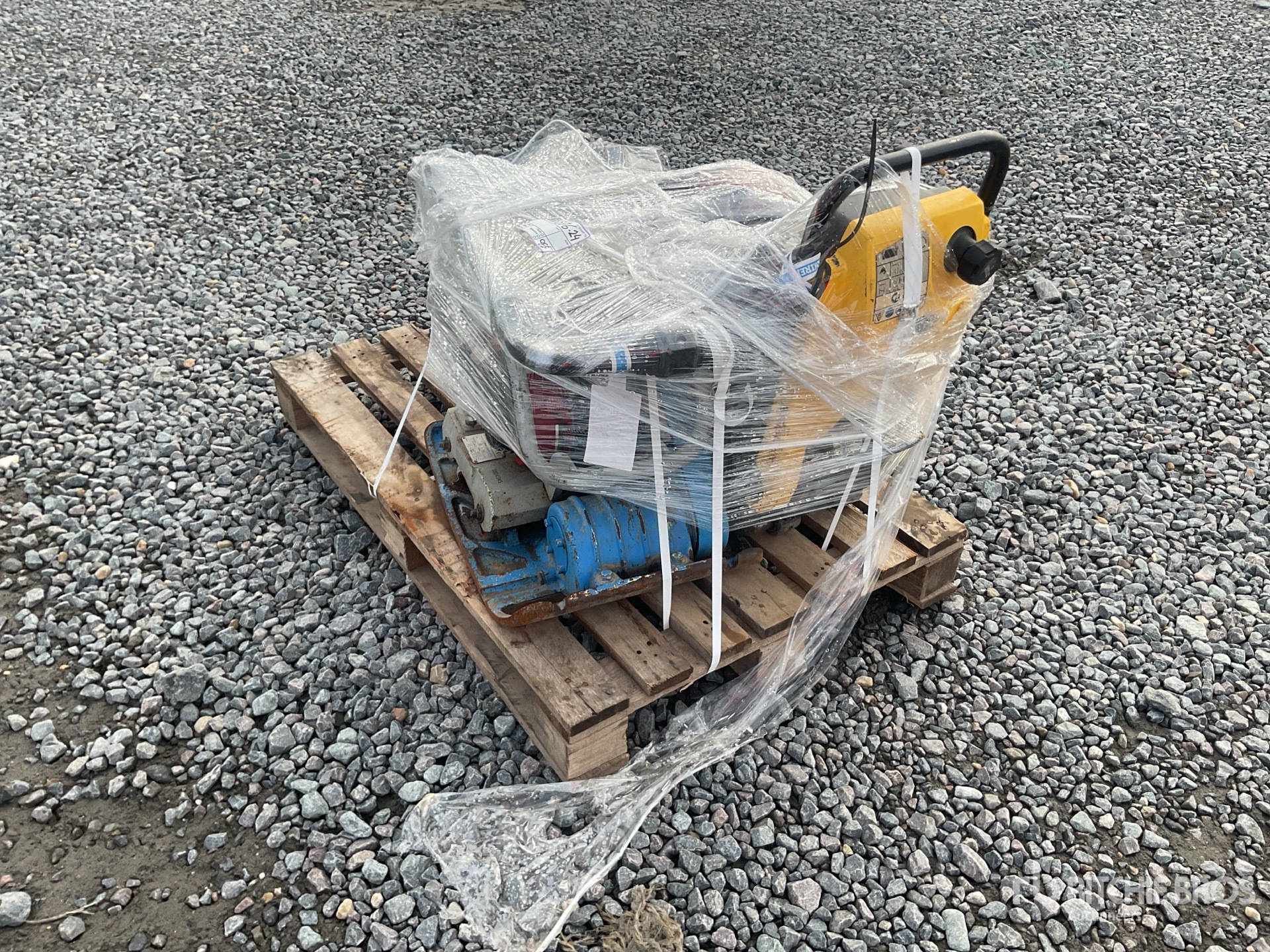 2015 Weber CF2 HD