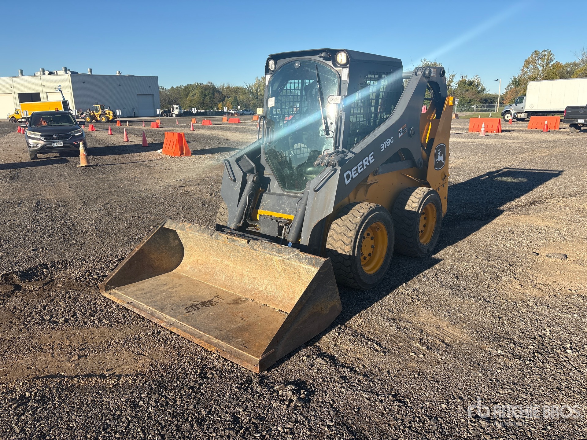Photo of 2018 John Deere 318G