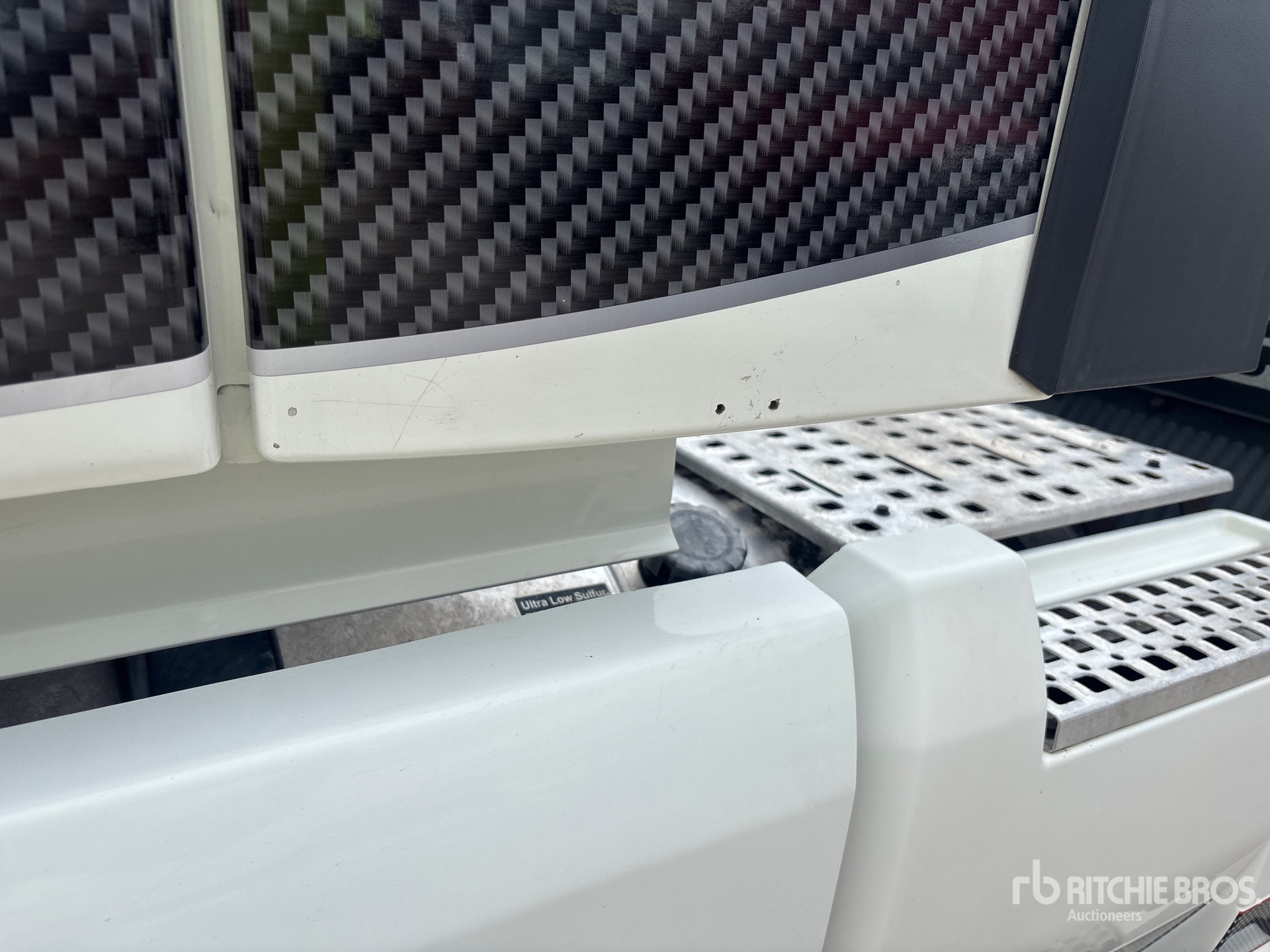 2019 Volvo VNL860