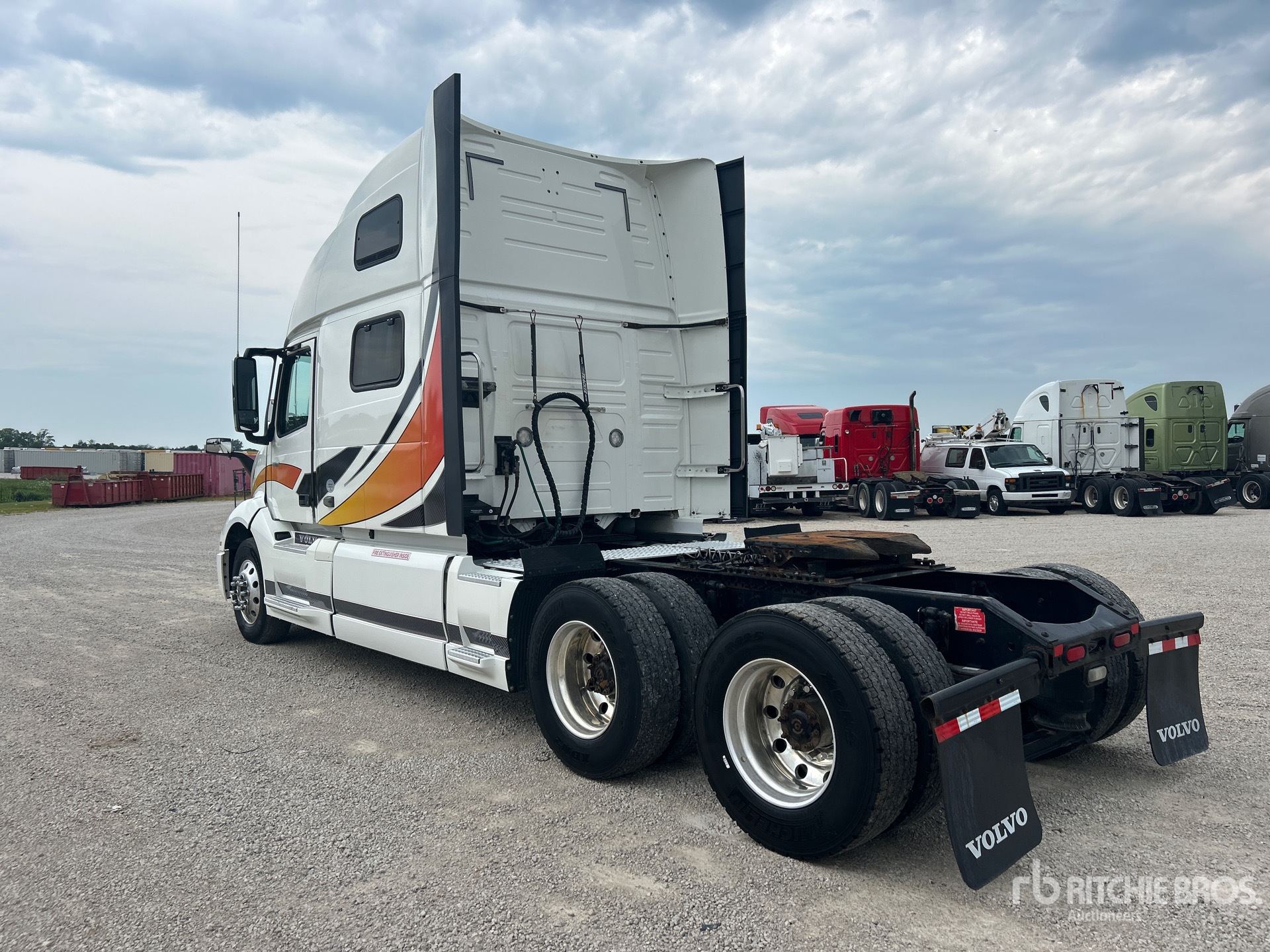 2019 Volvo VNL860
