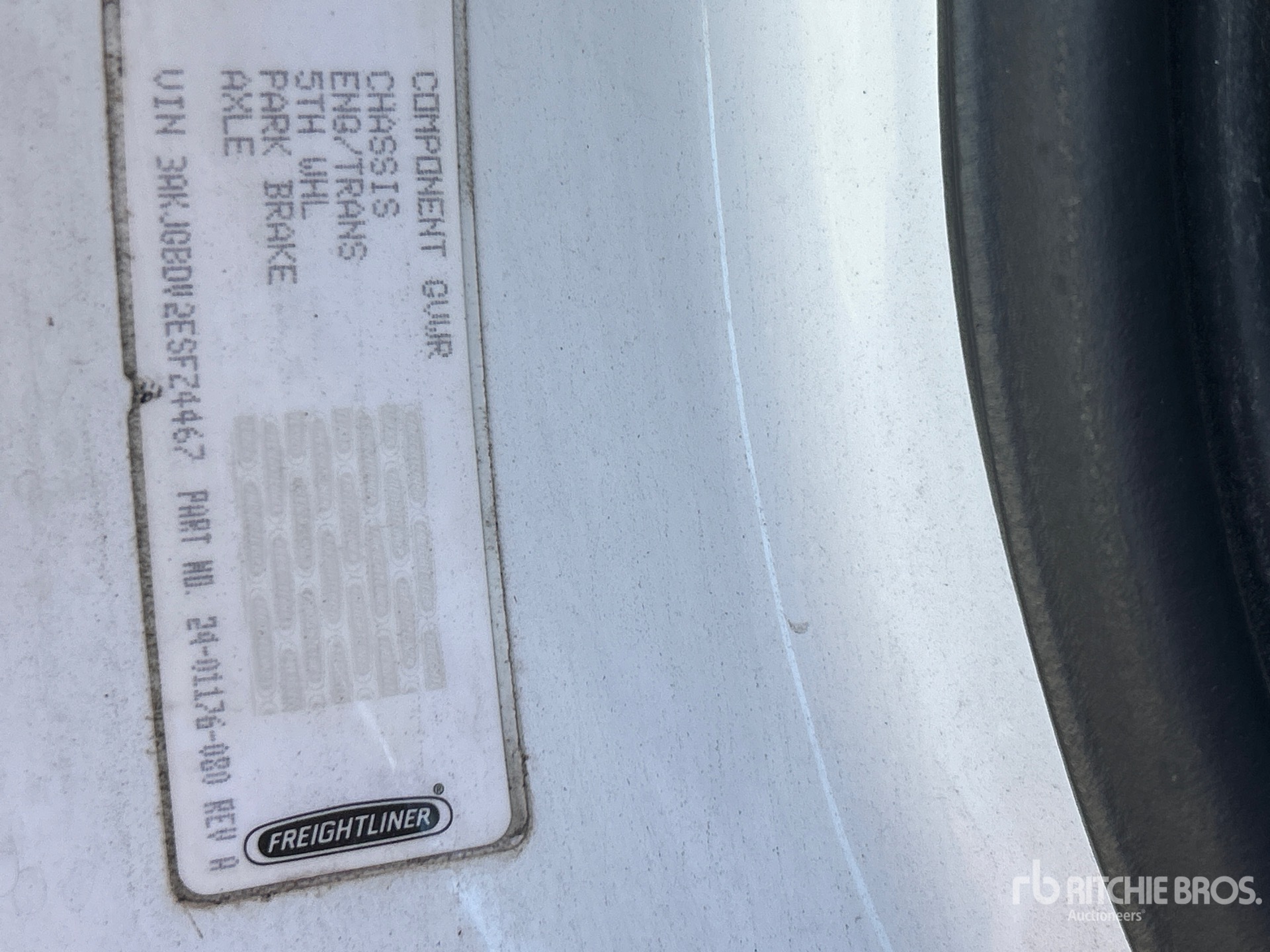 2014 Freightliner CASCADIA 113