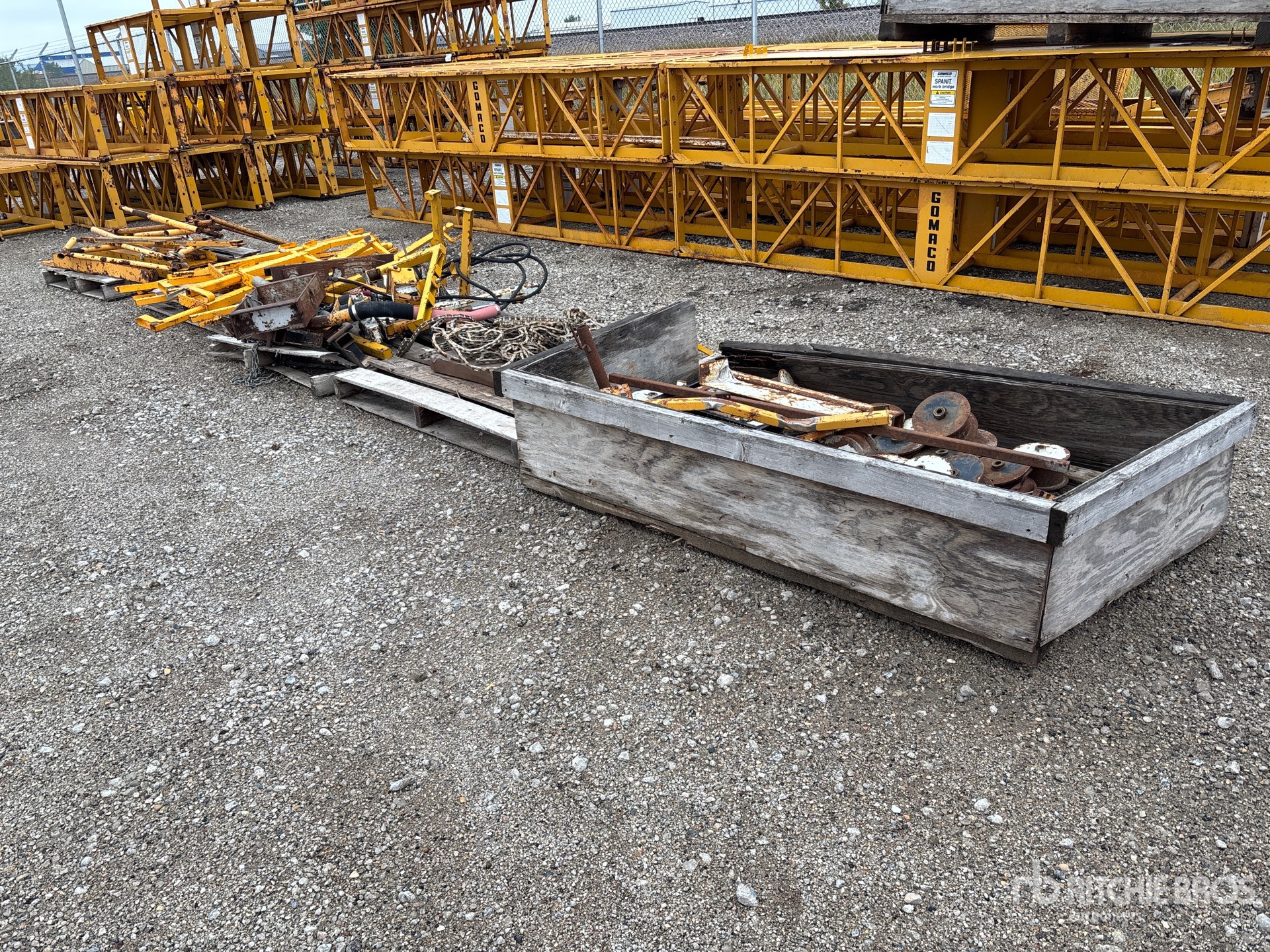 Photo of Gomaco Quantity of Bridge Deck Parts