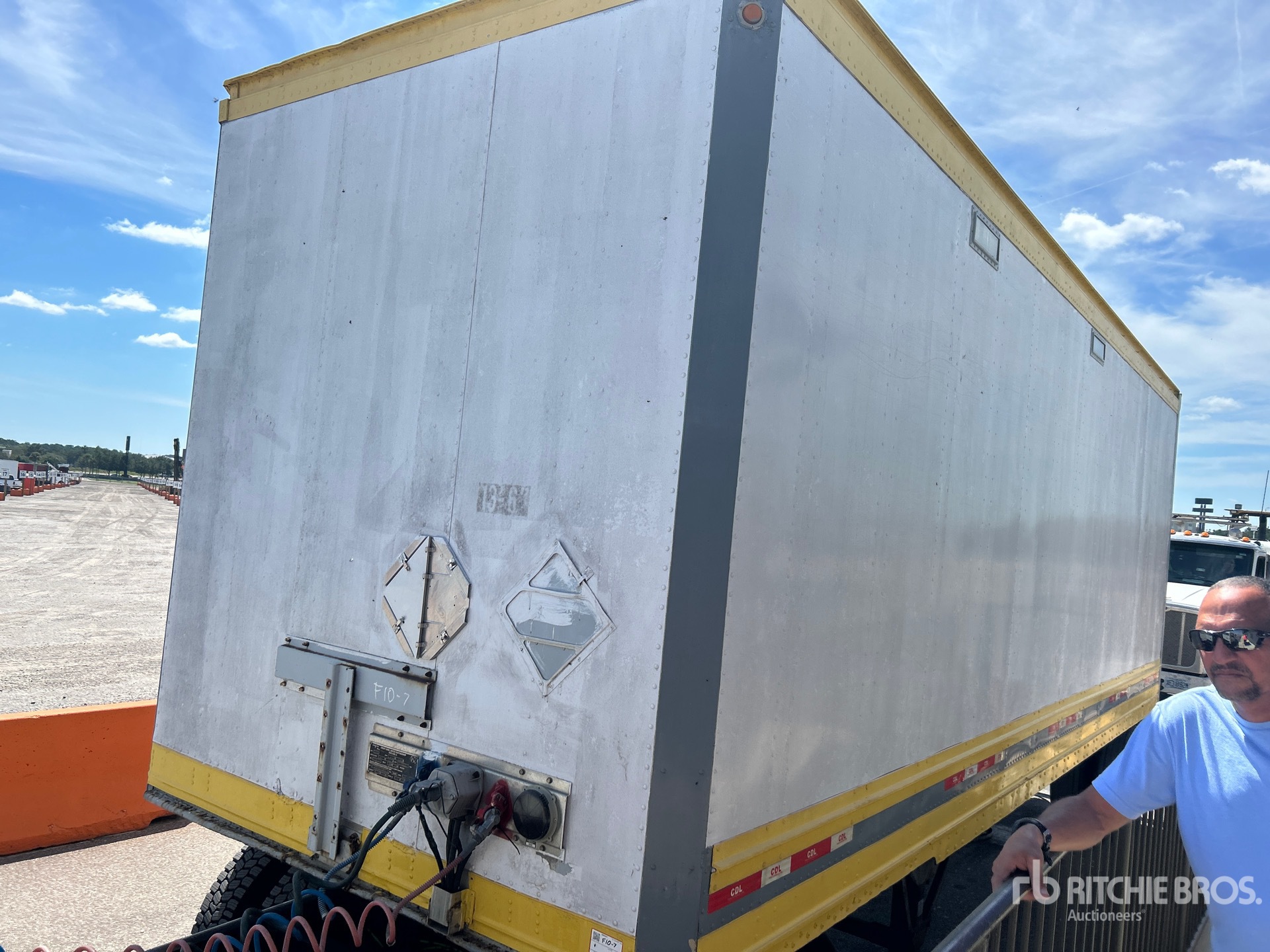 2007 Great Dane 28 ft x 102 in S/A