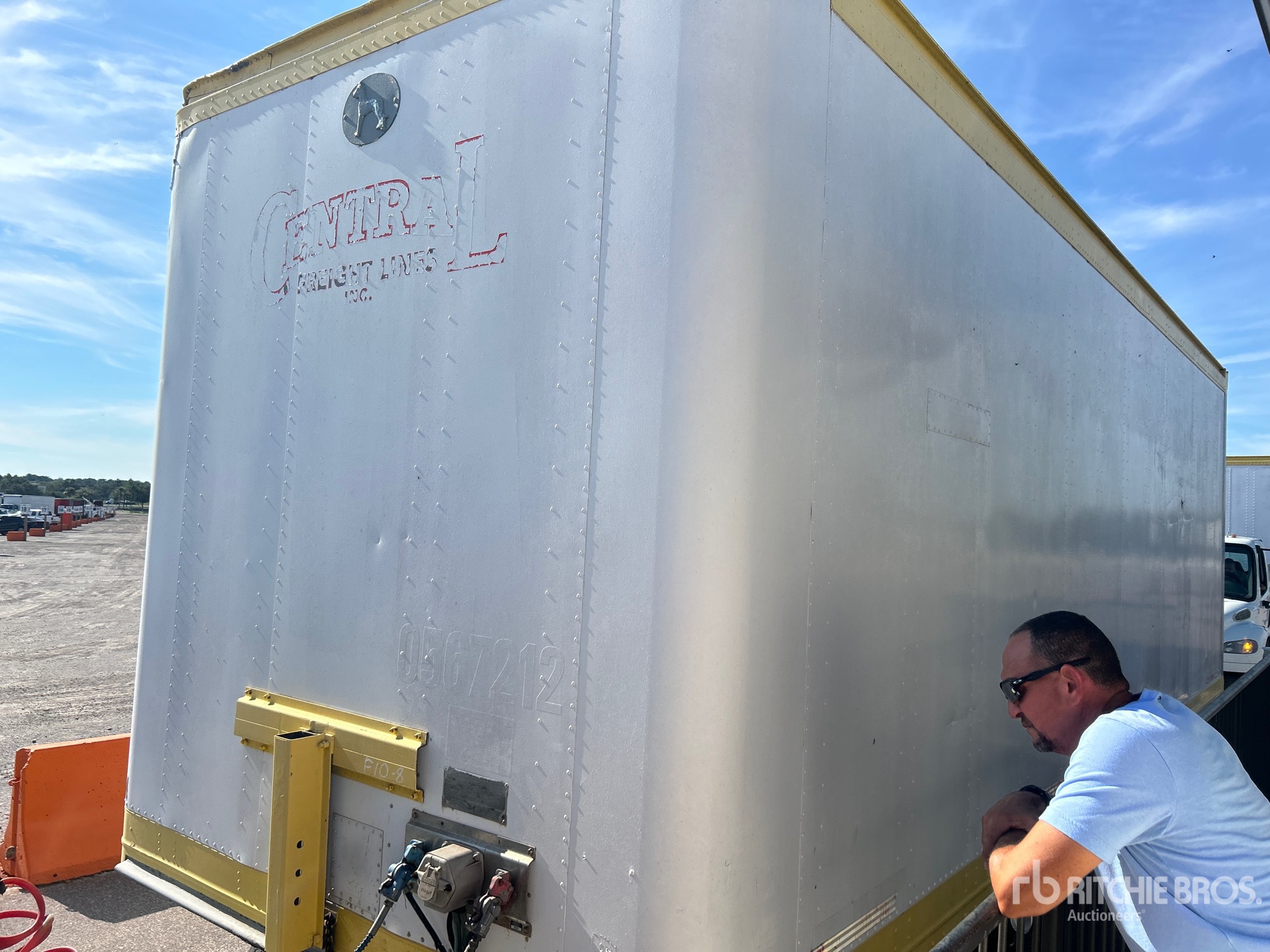 2005 Great Dane 28 ft x 102 in S/A